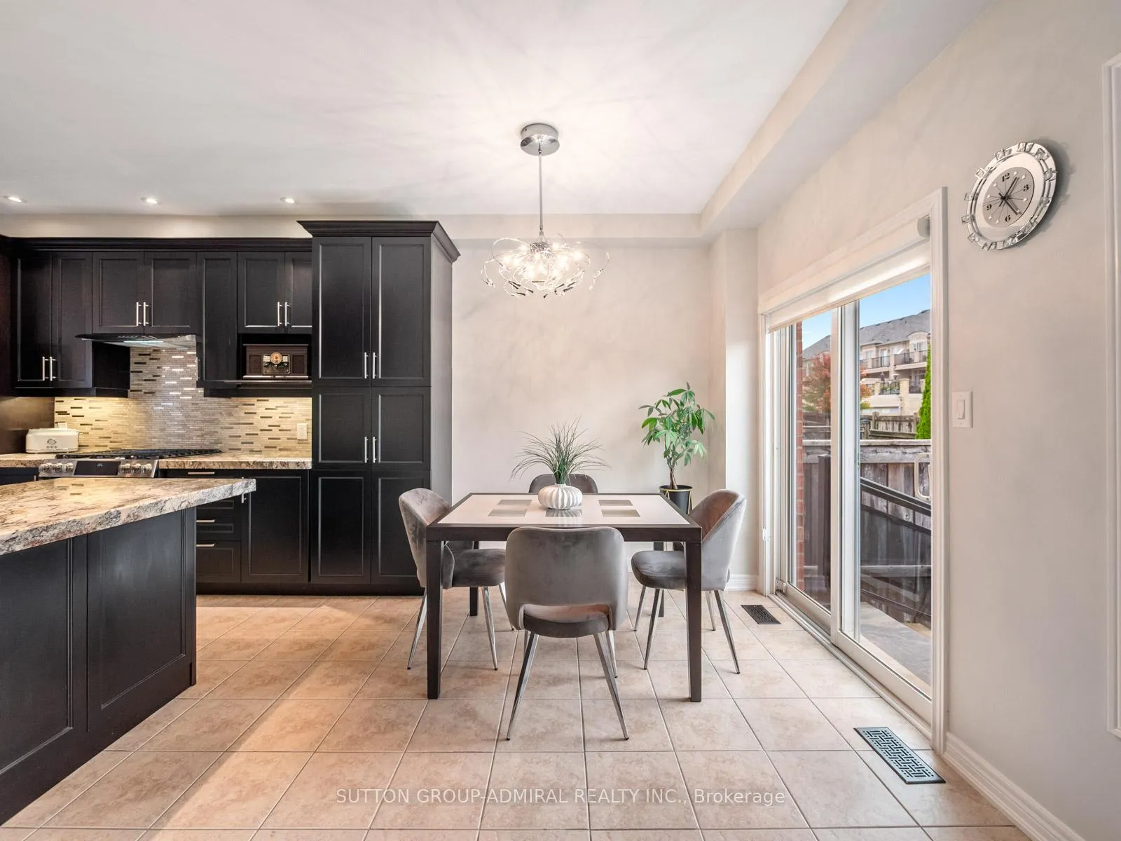 Photo 9 of 119 Warbler Avenue, Vaughan, Patterson — HOMEH