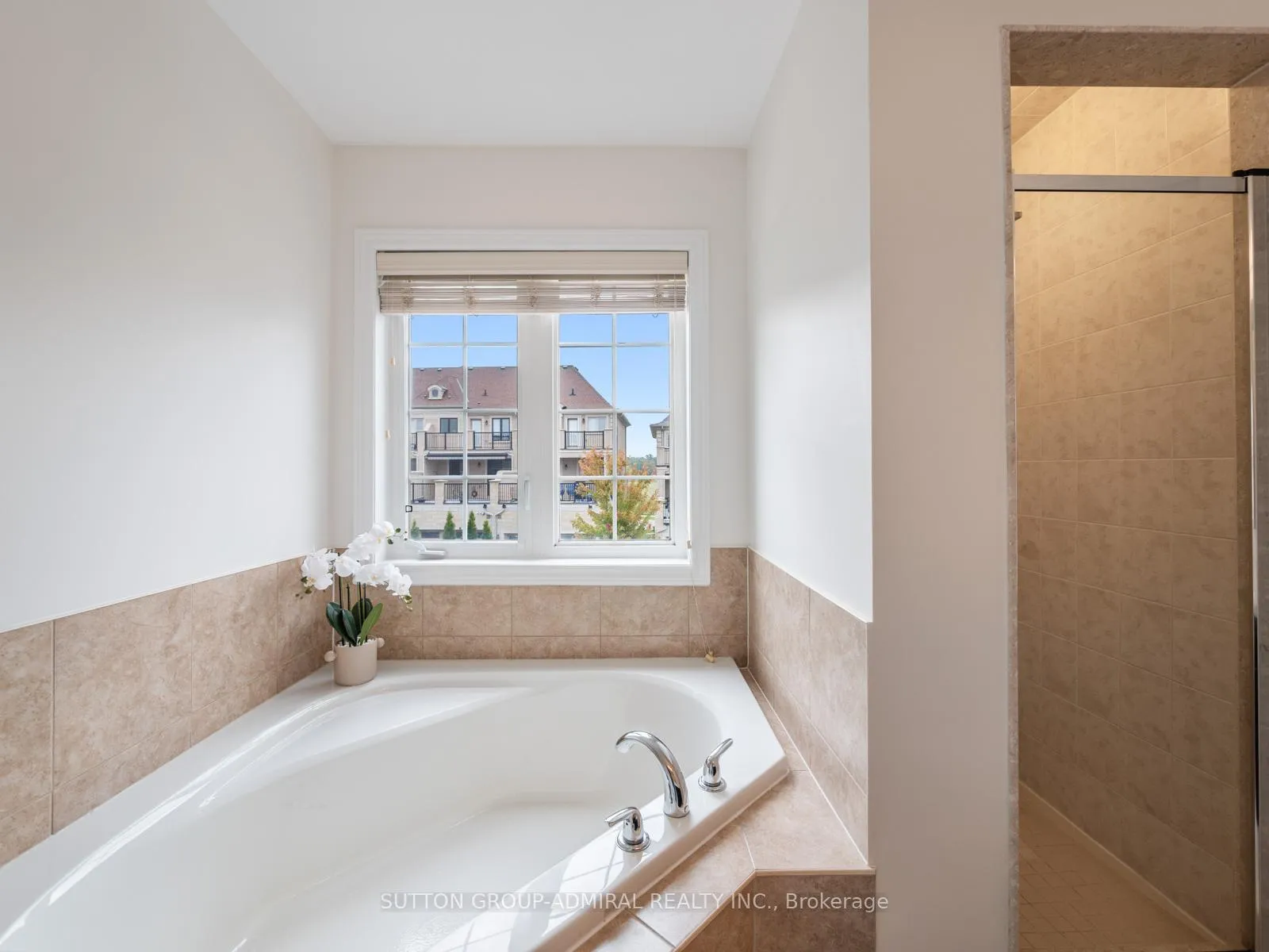 Photo 20 of 119 Warbler Avenue, Vaughan, Patterson — HOMEH