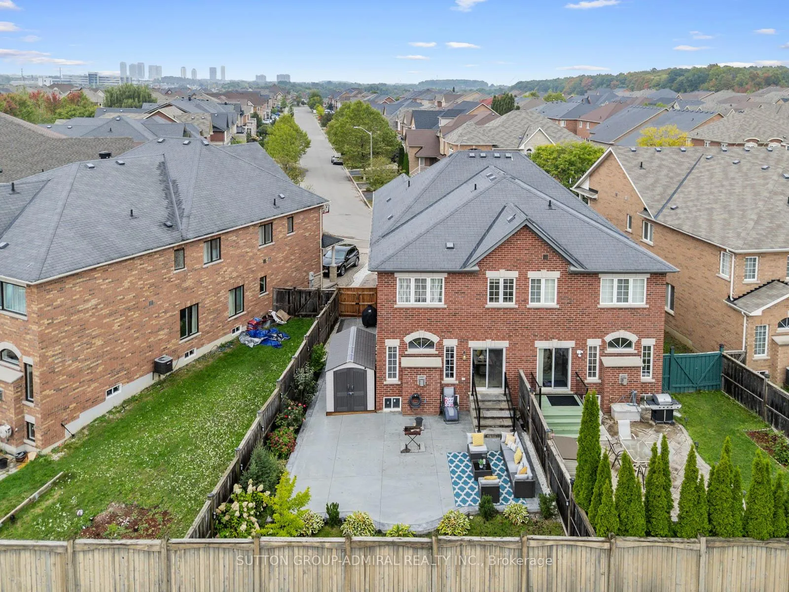 Photo 32 of 119 Warbler Avenue, Vaughan, Patterson — HOMEH