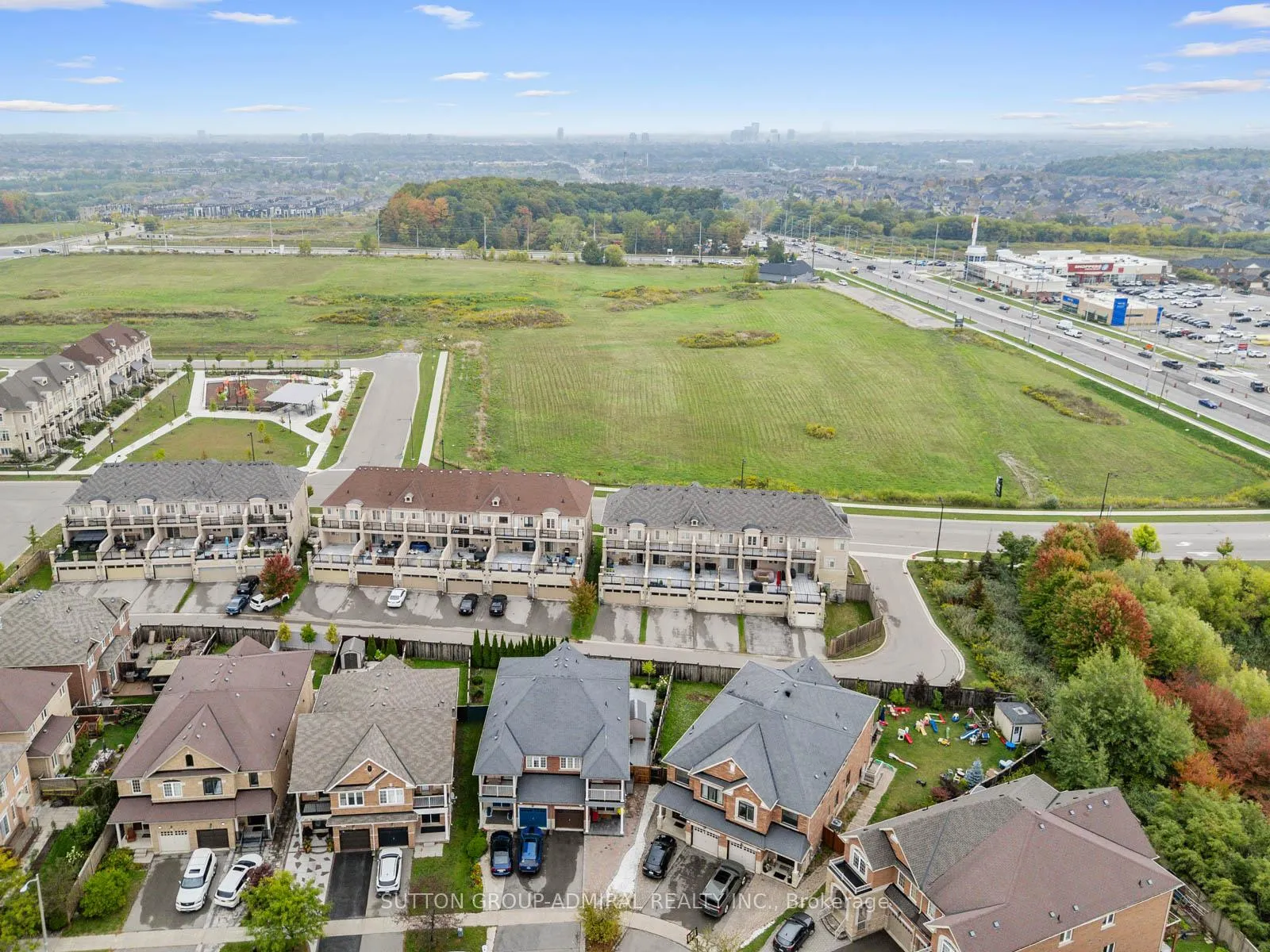 Photo 34 of 119 Warbler Avenue, Vaughan, Patterson — HOMEH