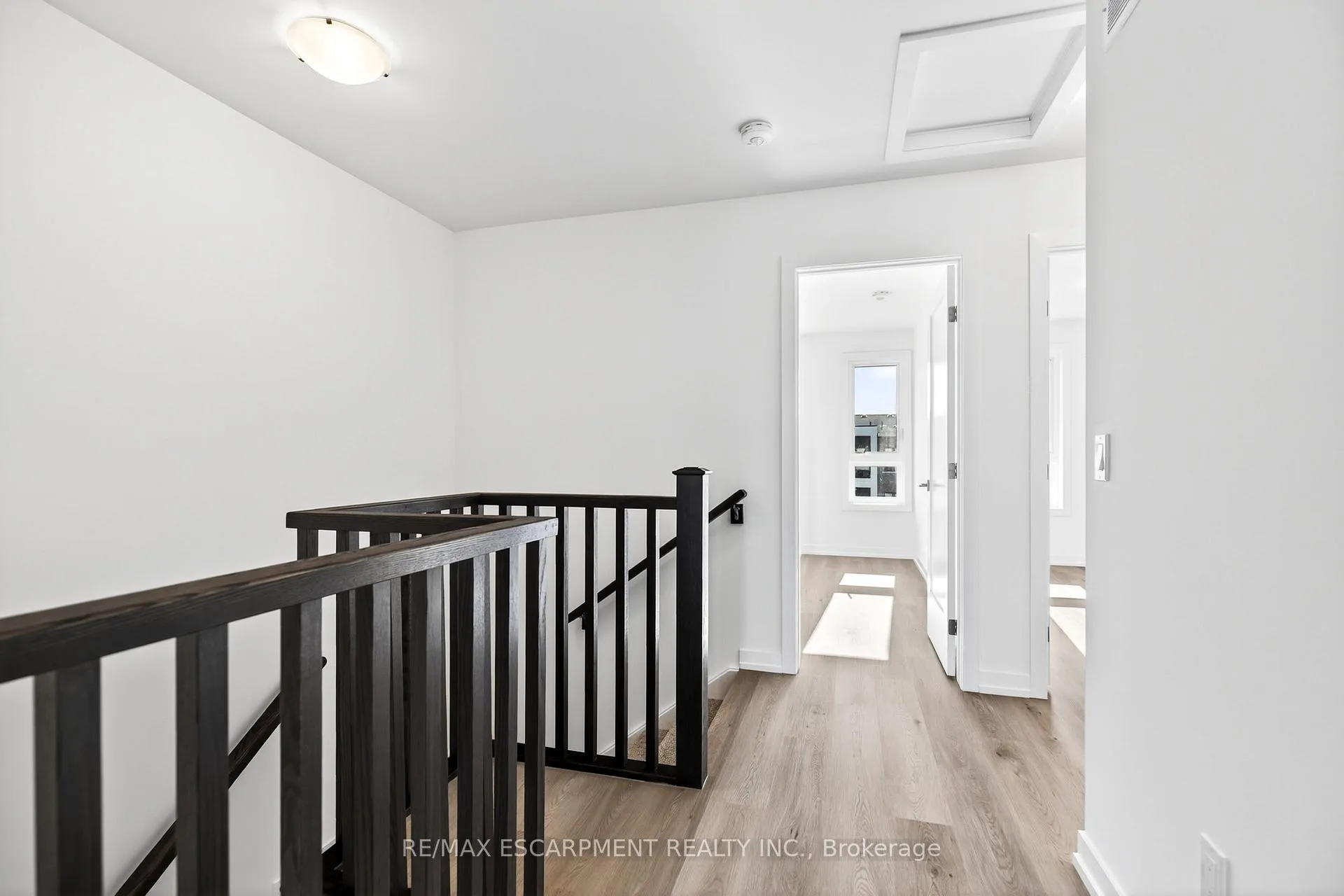 Photo 19 of Unit 33, 70 Kenesky Drive, Hamilton, Waterdown — HOMEH