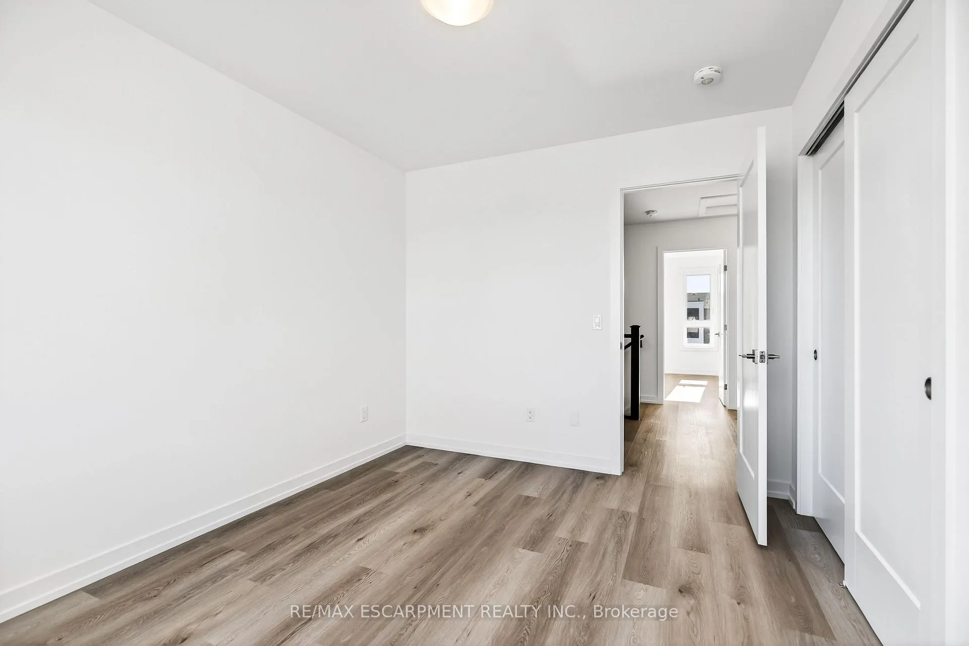 Photo 20 of Unit 33, 70 Kenesky Drive, Hamilton, Waterdown — HOMEH