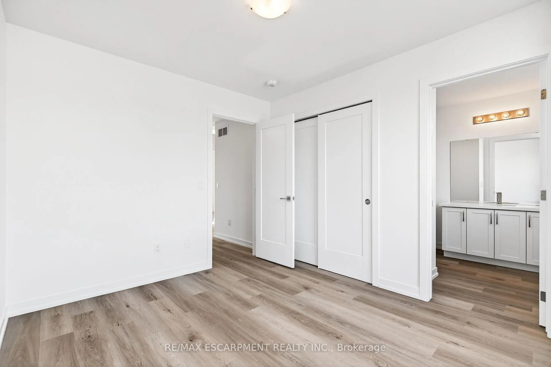 Photo 21 of Unit 33, 70 Kenesky Drive, Hamilton, Waterdown — HOMEH