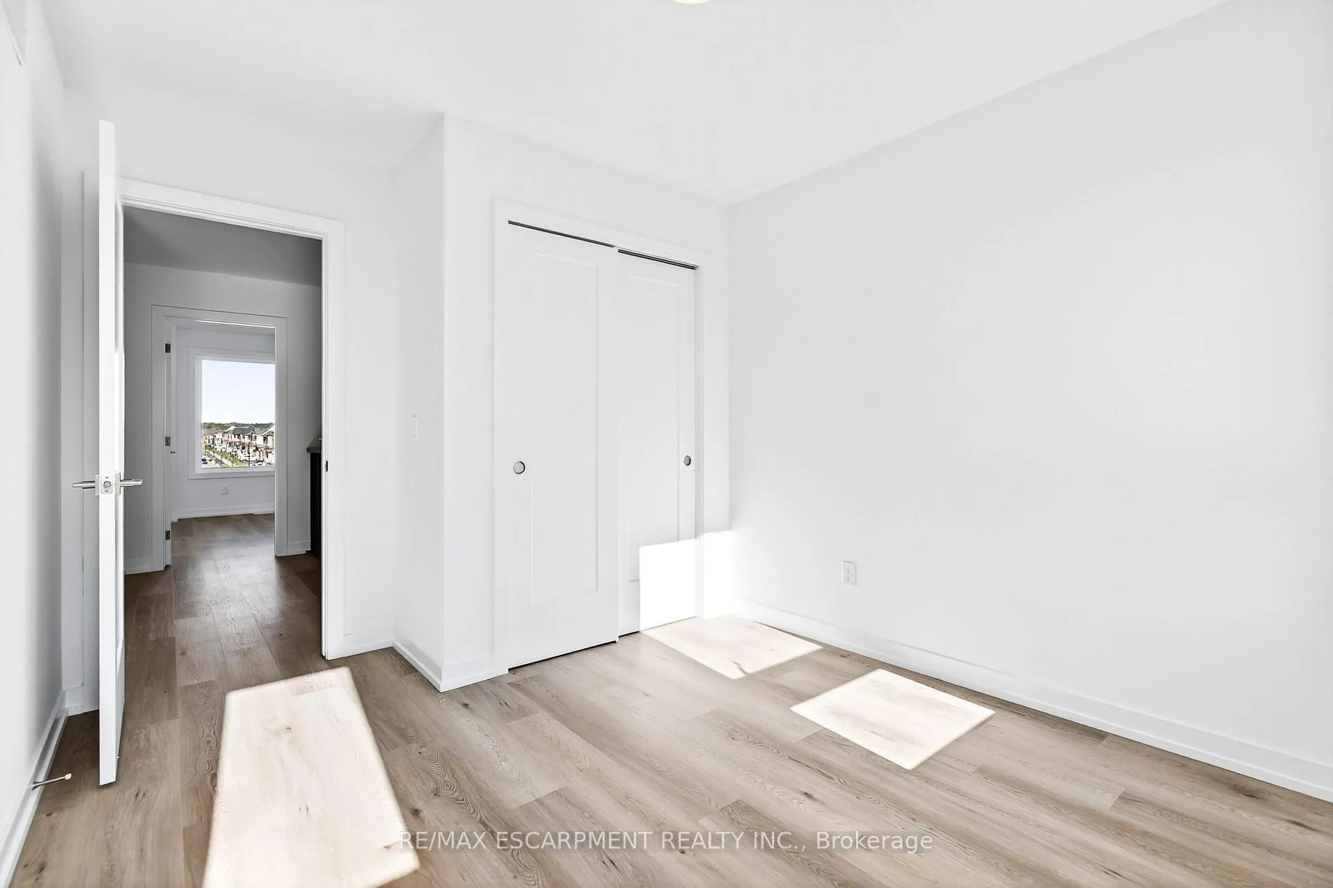 Photo 25 of Unit 33, 70 Kenesky Drive, Hamilton, Waterdown — HOMEH