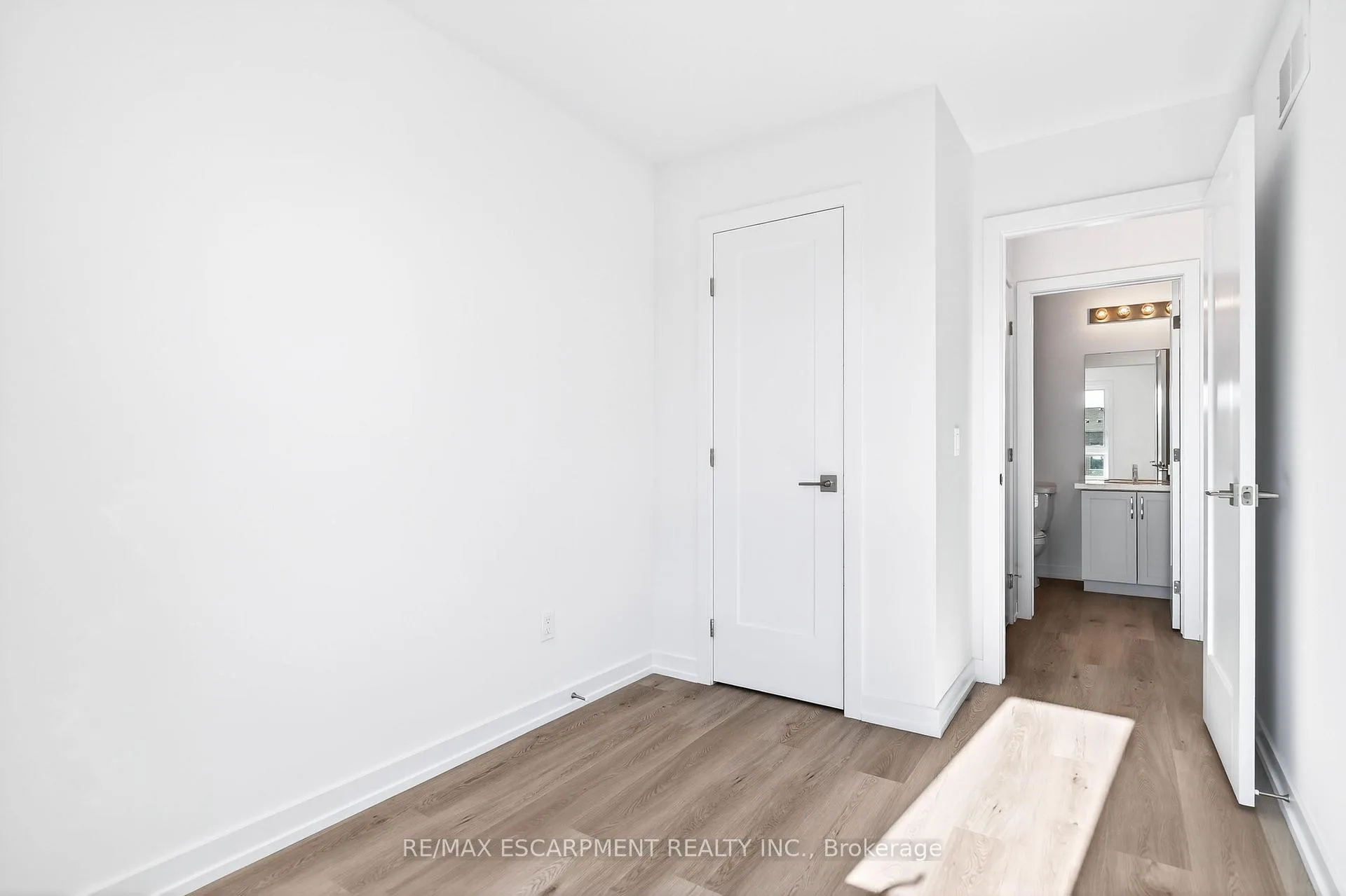 Photo 28 of Unit 33, 70 Kenesky Drive, Hamilton, Waterdown — HOMEH