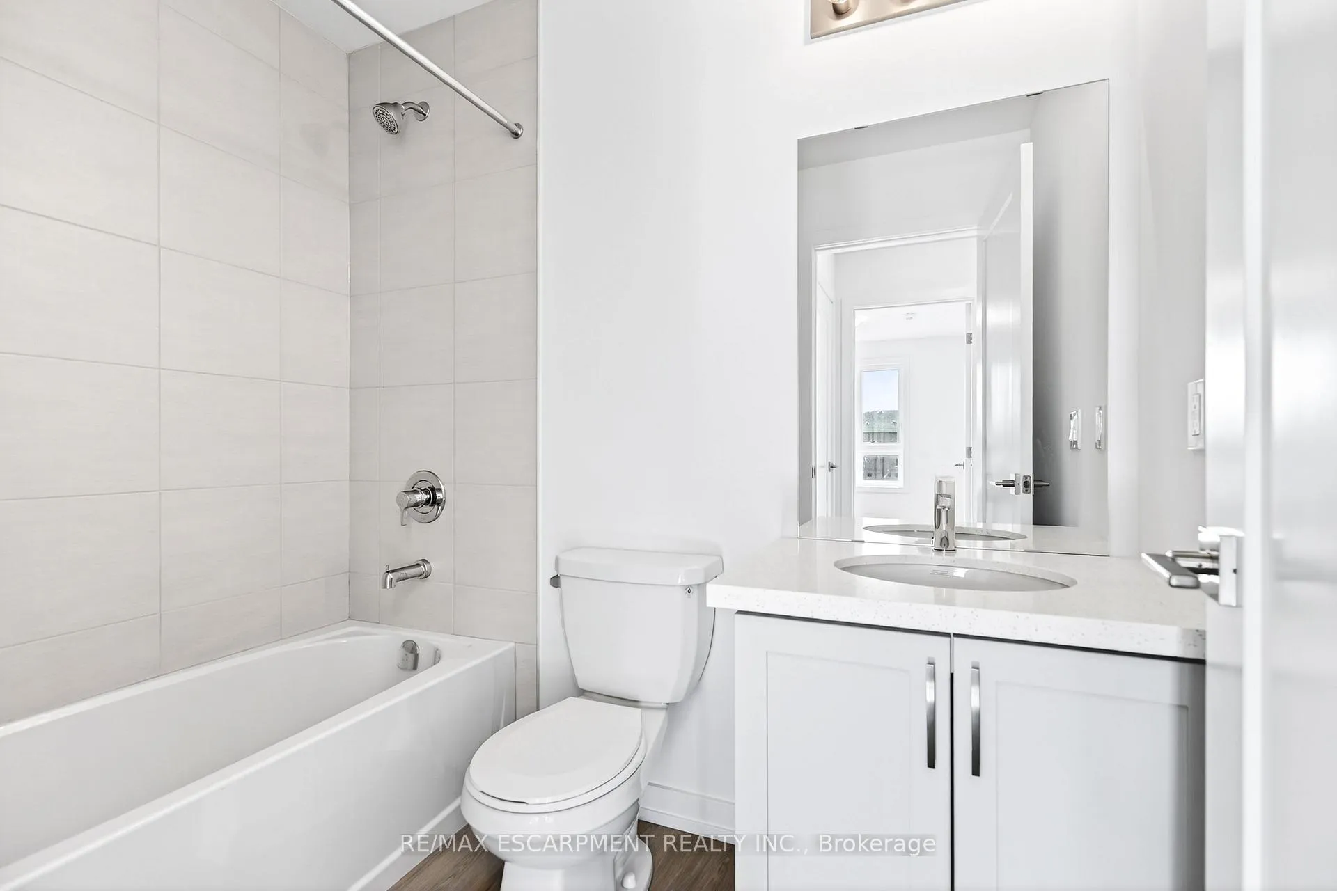 Photo 31 of Unit 33, 70 Kenesky Drive, Hamilton, Waterdown — HOMEH