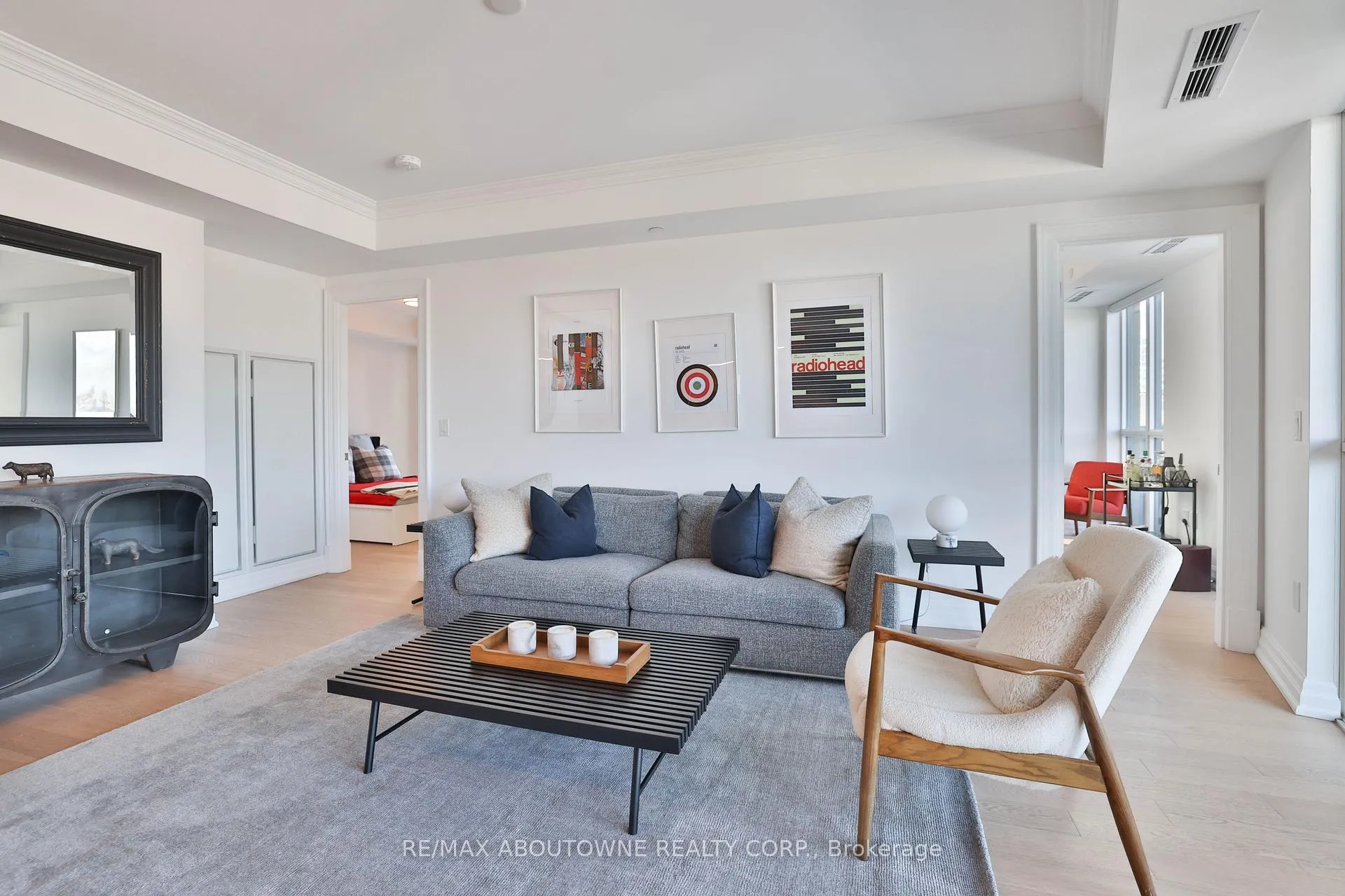 Photo 8 of Unit 304, 2060 Lakeshore Road, Burlington, Brant — HOMEH
