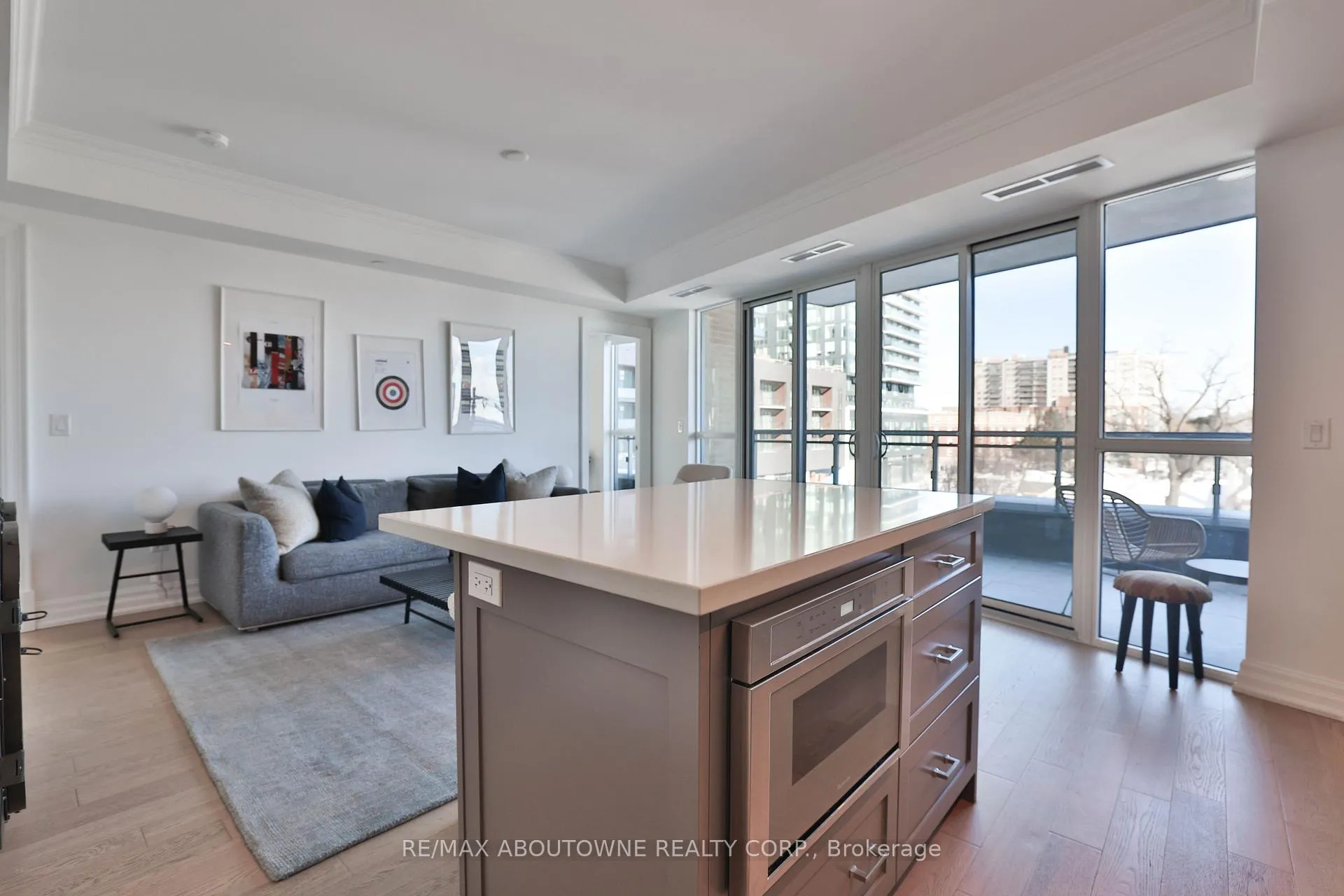 Photo 14 of Unit 304, 2060 Lakeshore Road, Burlington, Brant — HOMEH