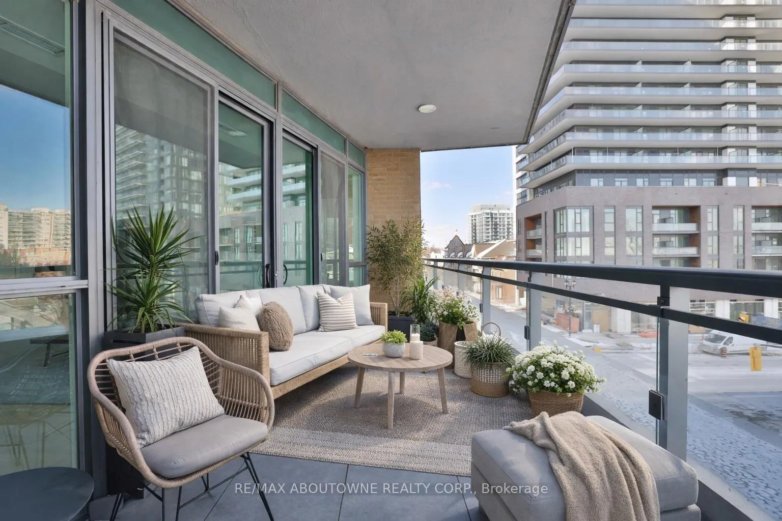 Photo 31 of Unit 304, 2060 Lakeshore Road, Burlington, Brant — HOMEH