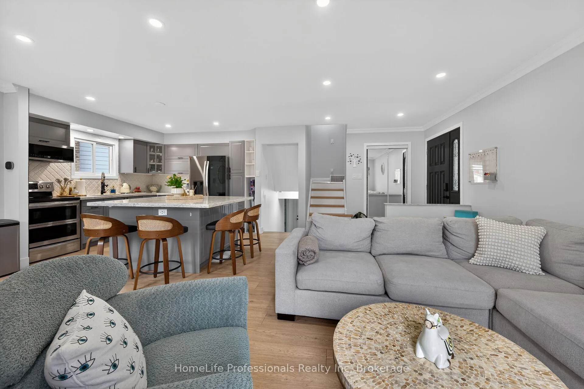 Photo 17 of 8 Forestgate Avenue, Hamilton, Fessenden — HOMEH