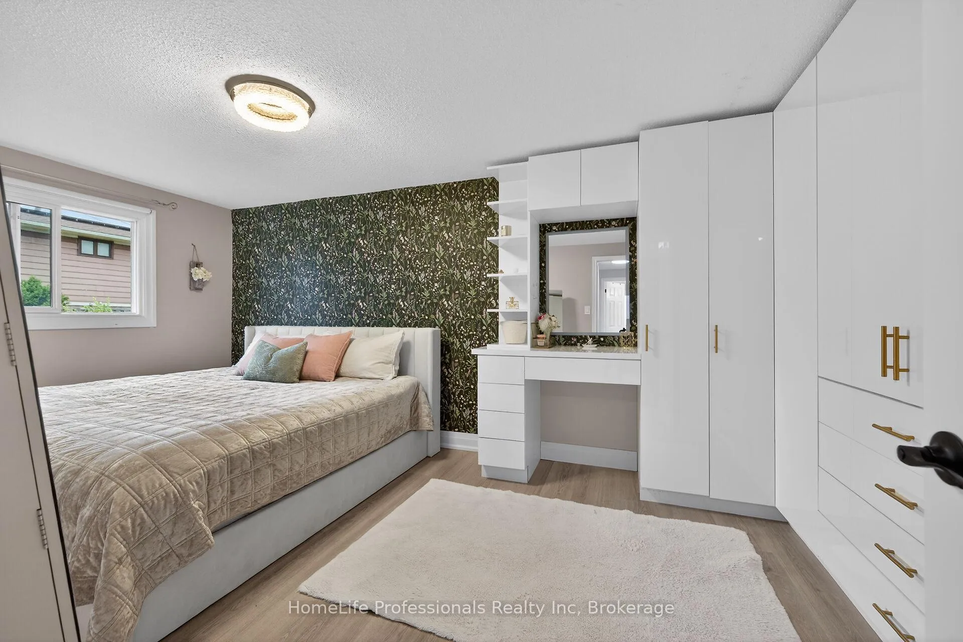 Photo 20 of 8 Forestgate Avenue, Hamilton, Fessenden — HOMEH