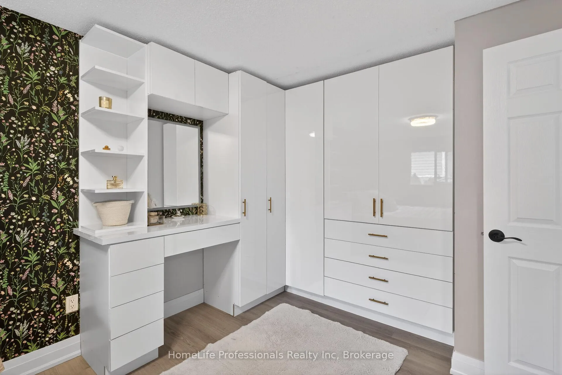 Photo 24 of 8 Forestgate Avenue, Hamilton, Fessenden — HOMEH