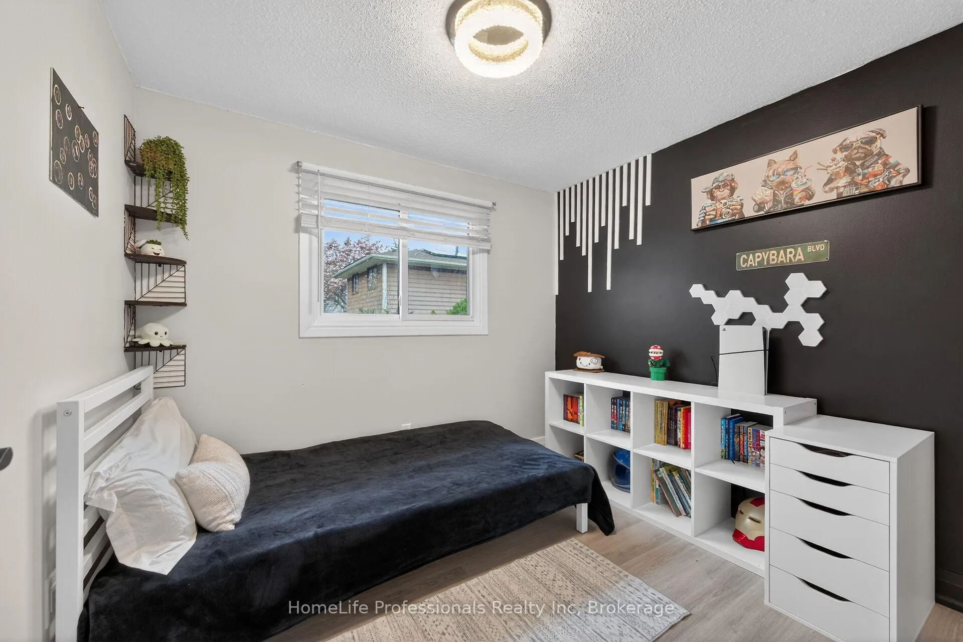 Photo 27 of 8 Forestgate Avenue, Hamilton, Fessenden — HOMEH