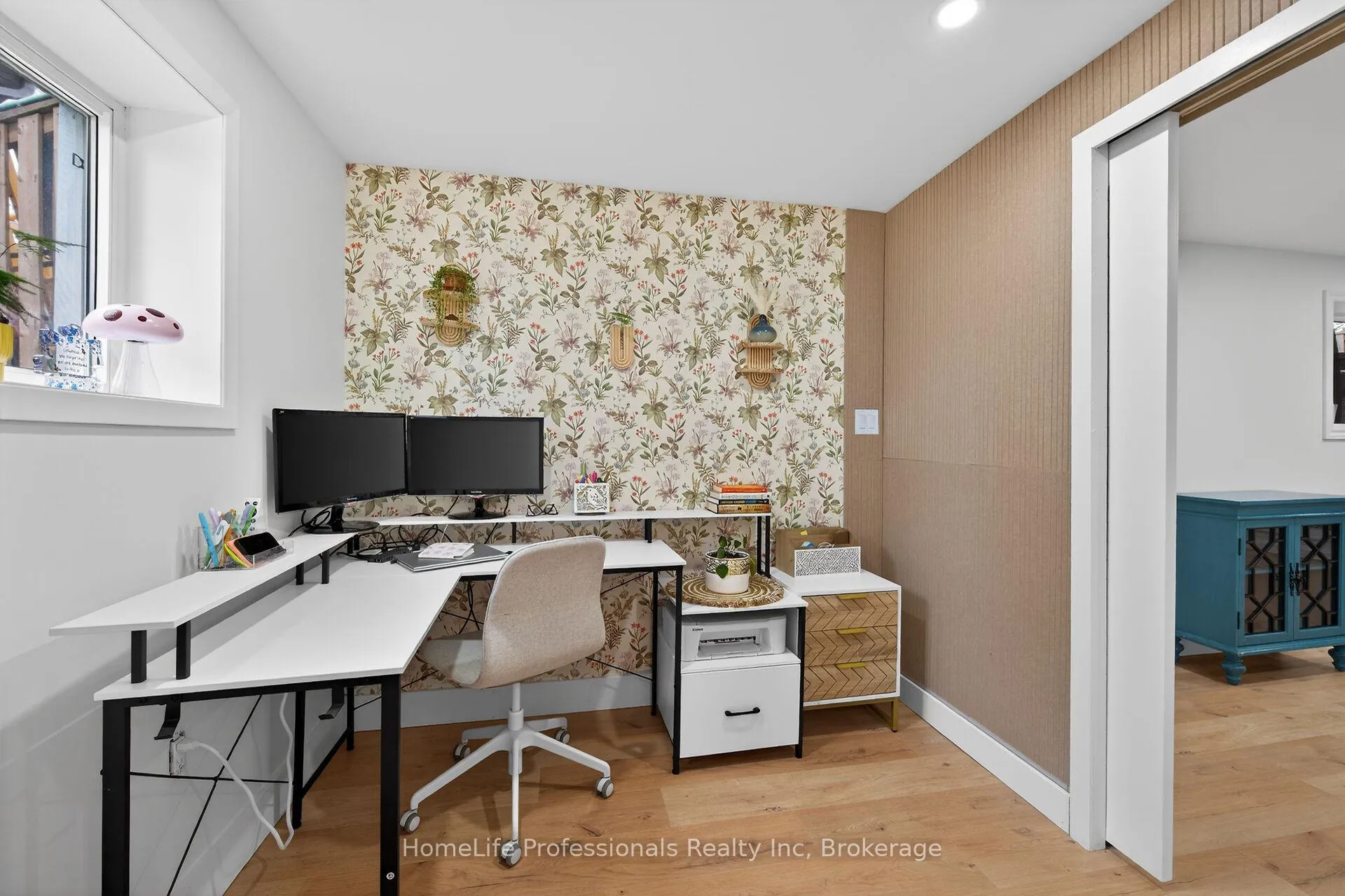 Photo 38 of 8 Forestgate Avenue, Hamilton, Fessenden — HOMEH