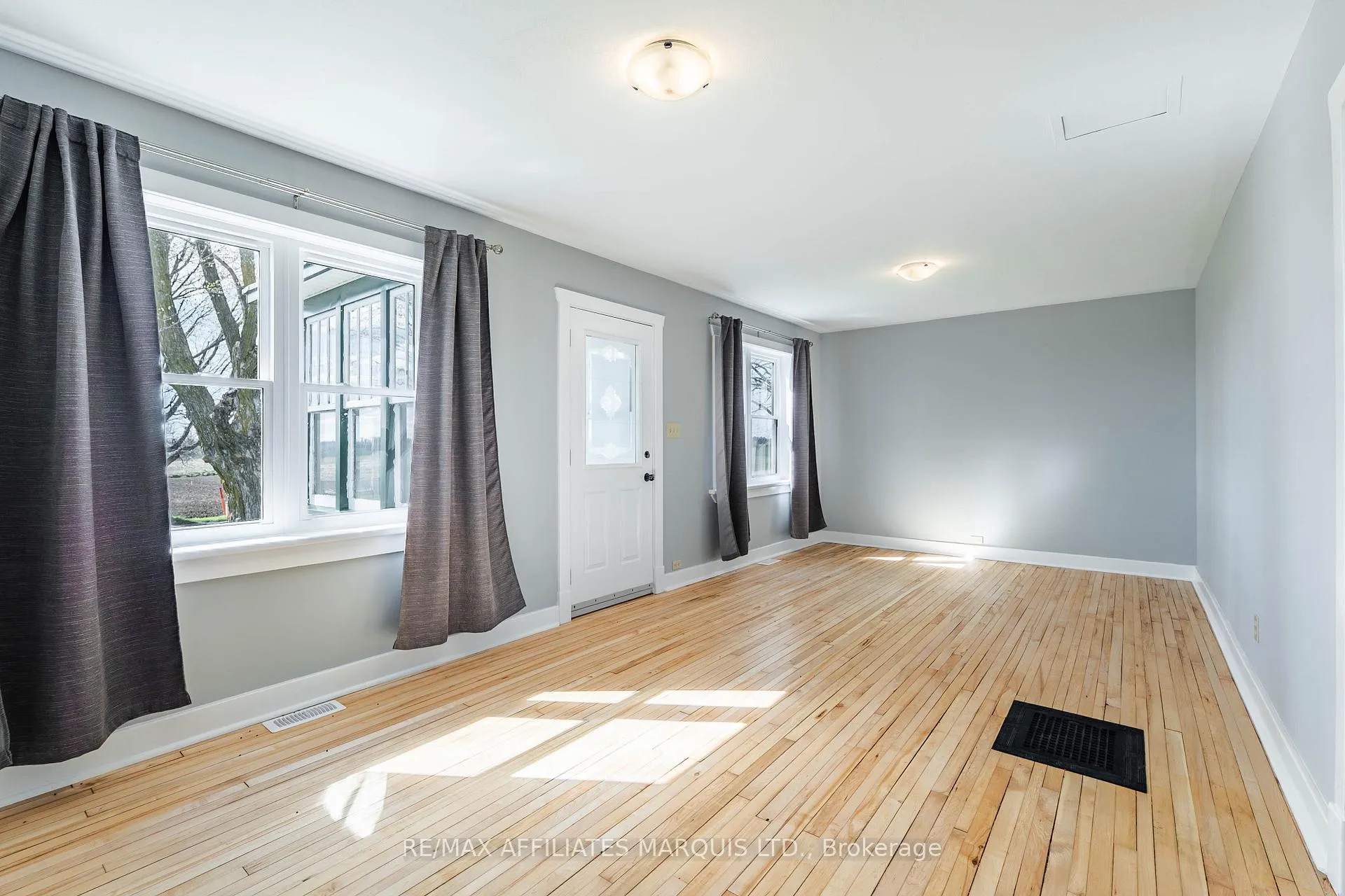 Photo 7 of 21495 Brodie Road, North Glengarry, North Glengarry (Lochiel) Twp — HOMEH