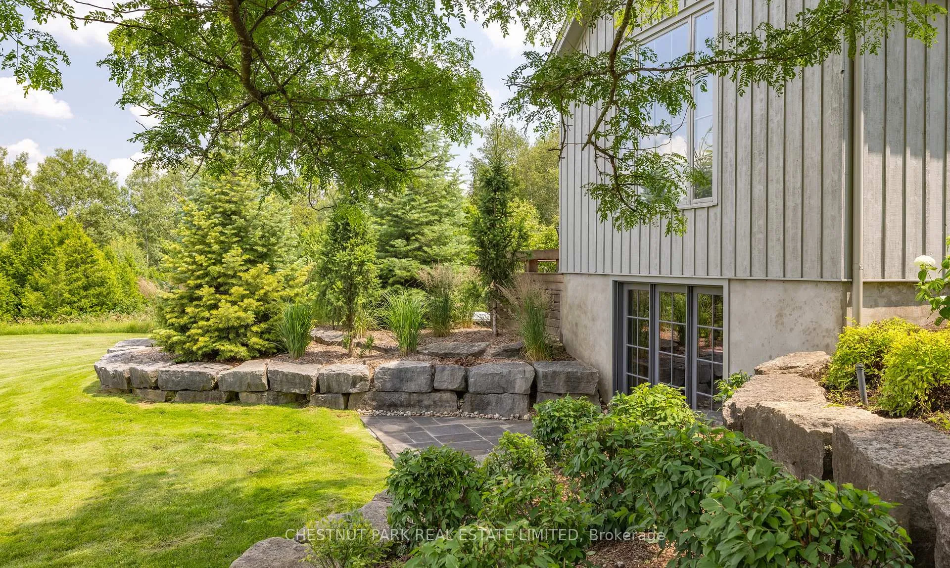 Photo 37 of 908 Vandorf Side Road, Aurora, Bayview Southeast — HOMEH