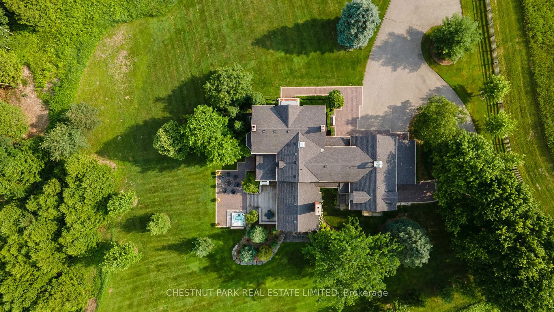 Photo 54 of 908 Vandorf Side Road, Aurora, Bayview Southeast — HOMEH