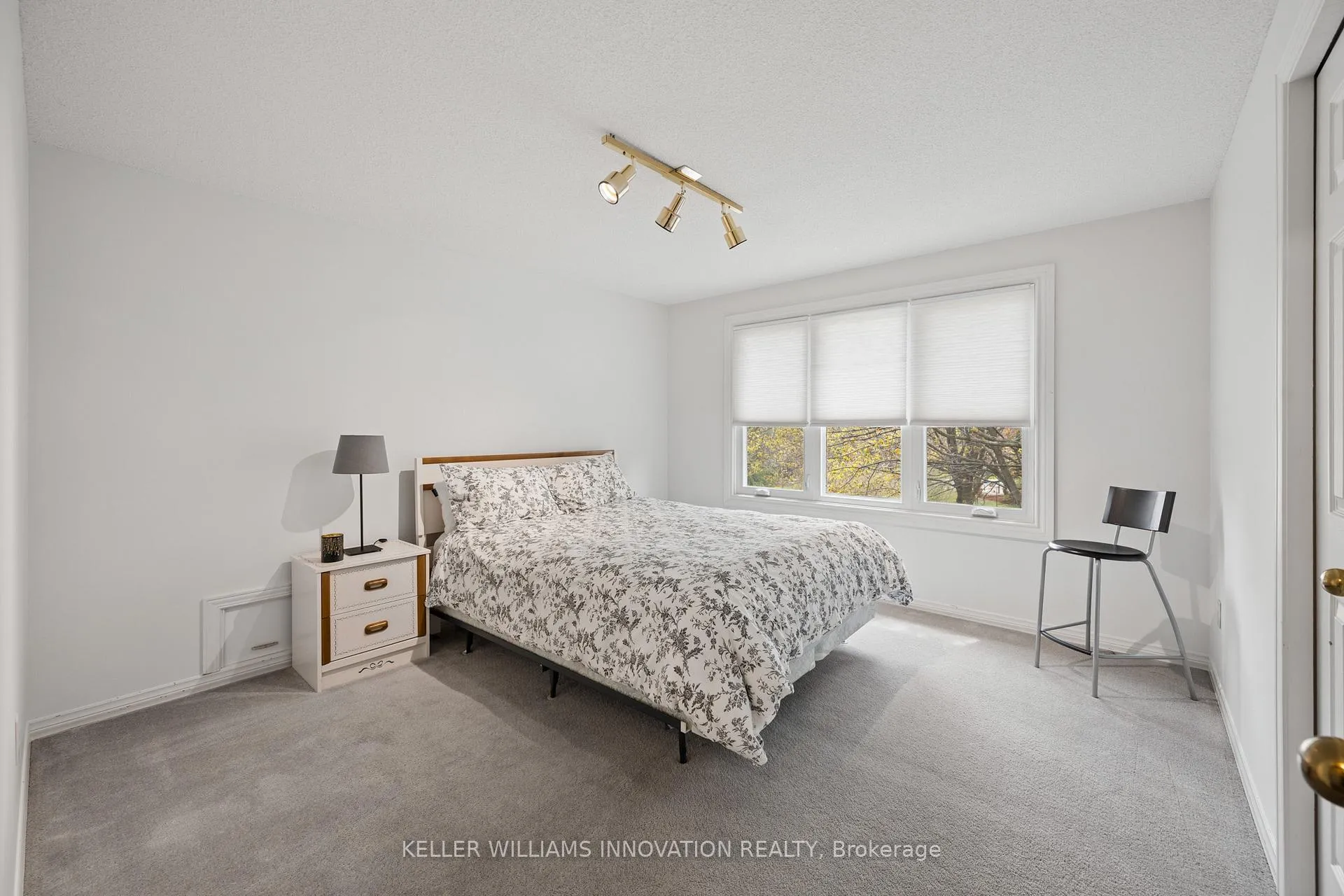 Photo 27 of 721 Snowcrest Place, Waterloo — HOMEH