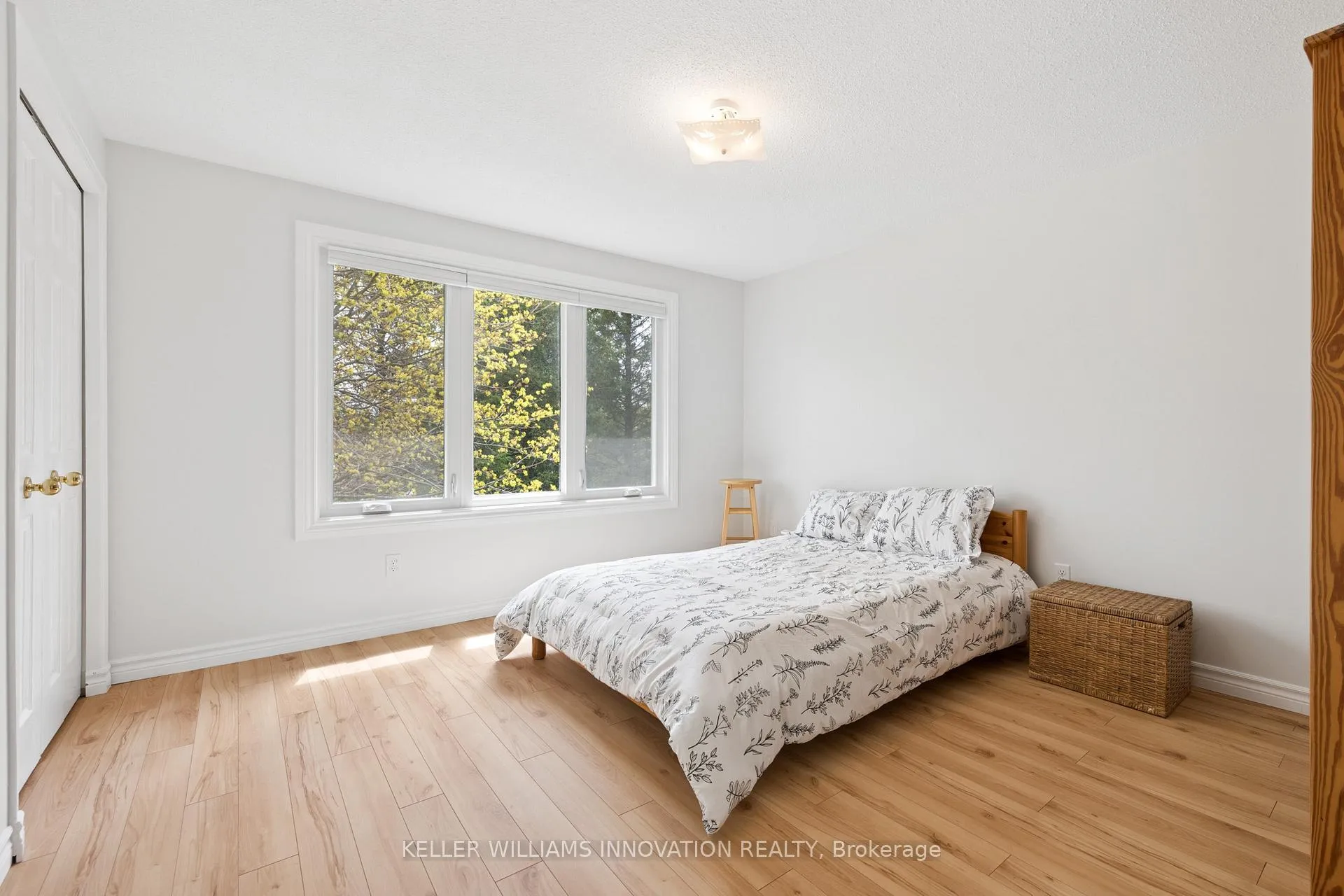 Photo 28 of 721 Snowcrest Place, Waterloo — HOMEH
