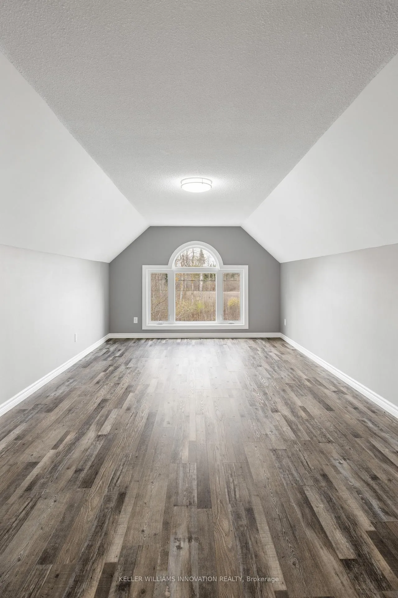 Photo 29 of 721 Snowcrest Place, Waterloo — HOMEH