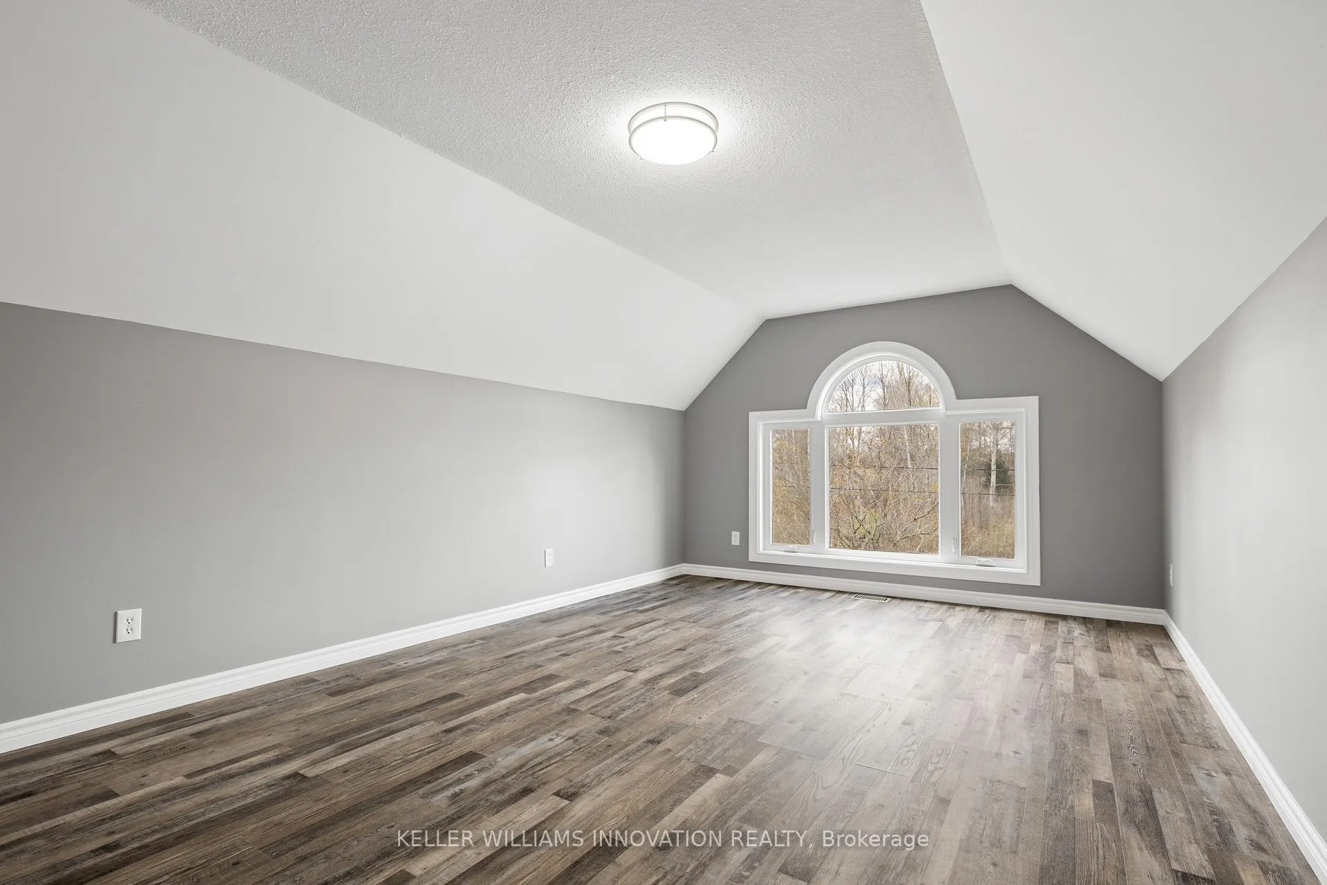 Photo 30 of 721 Snowcrest Place, Waterloo — HOMEH