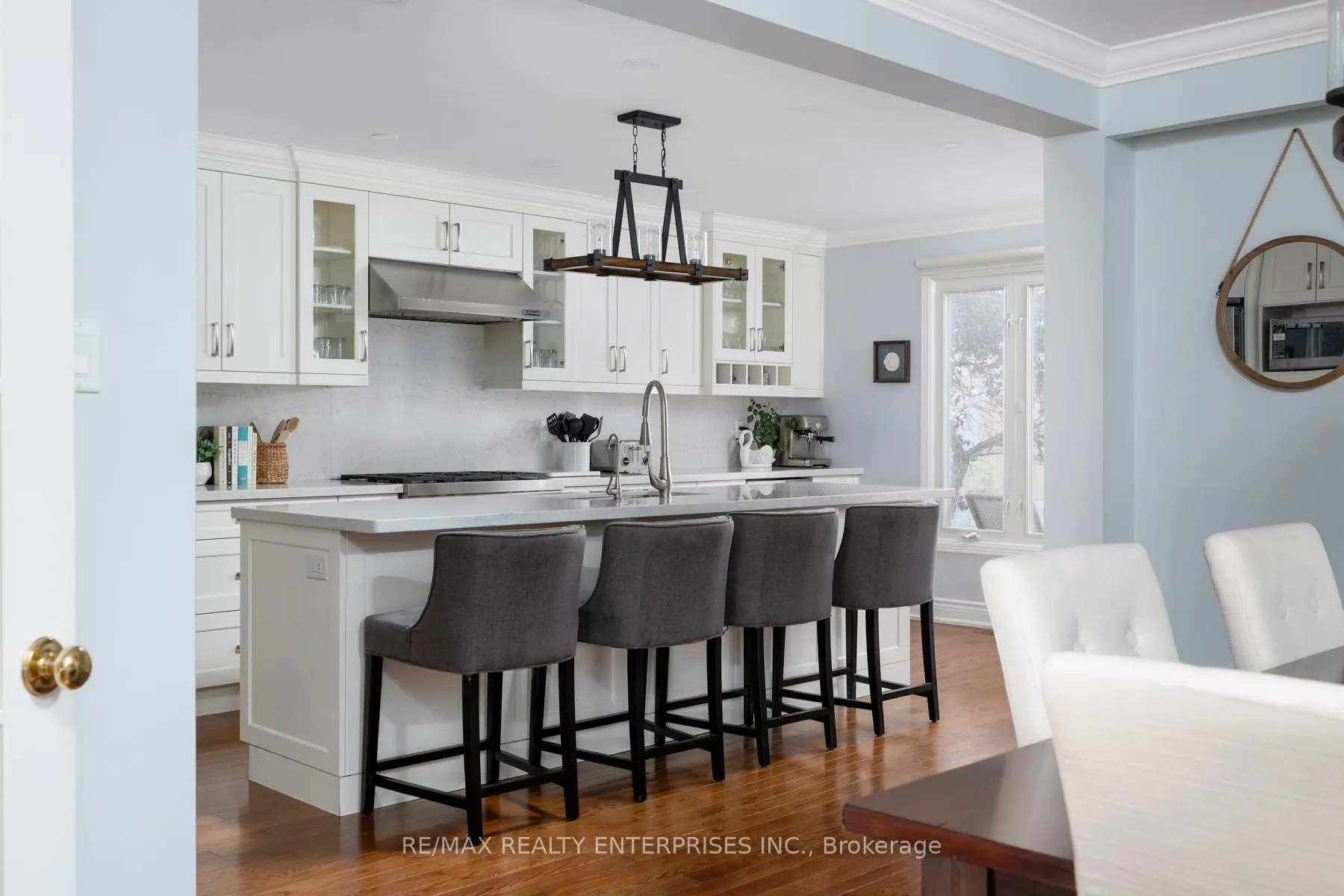 Photo 2 of 1101 Fieldstone Circle, Oakville, Glen Abbey — HOMEH