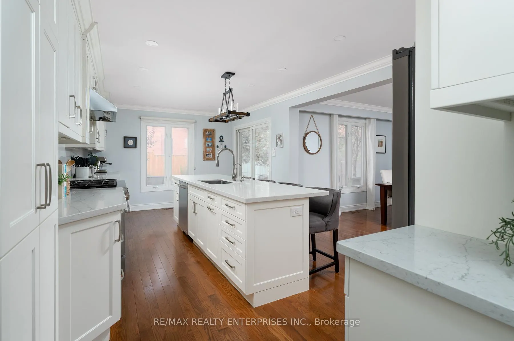 Photo 3 of 1101 Fieldstone Circle, Oakville, Glen Abbey — HOMEH