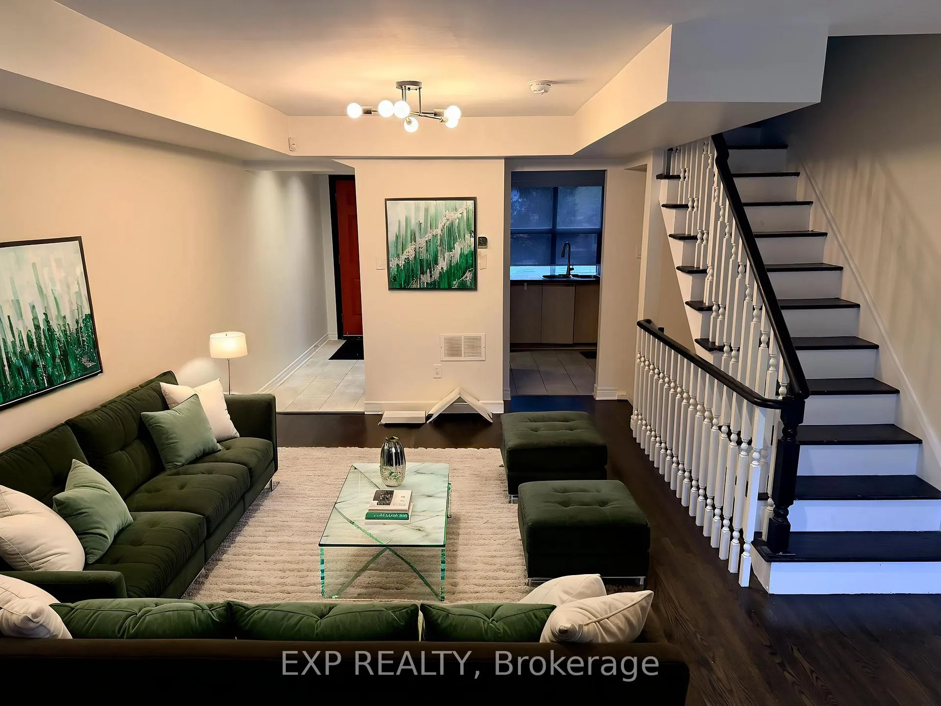 Photo 3 of Unit Upper, 192 Ontario Street, Toronto, Moss Park — HOMEH