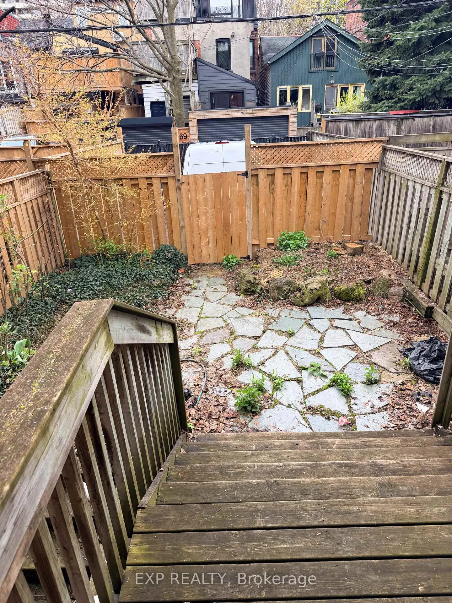 Photo 8 of Unit Upper, 192 Ontario Street, Toronto, Moss Park — HOMEH
