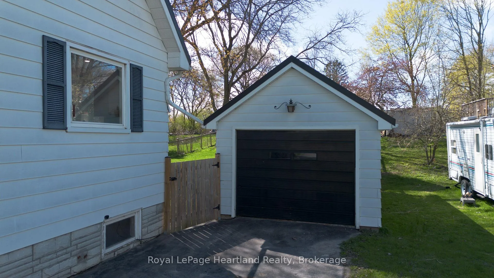 Photo 28 of 210 Leopold Street, North Huron, Wingham — HOMEH