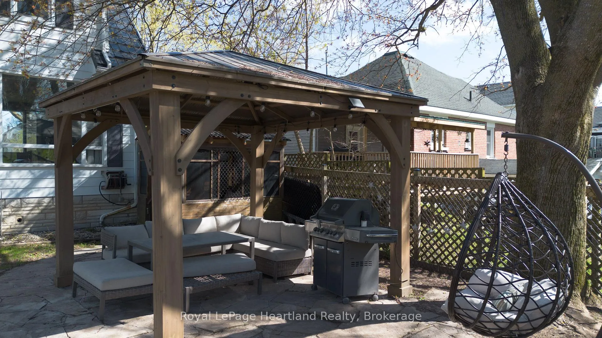 Photo 33 of 210 Leopold Street, North Huron, Wingham — HOMEH