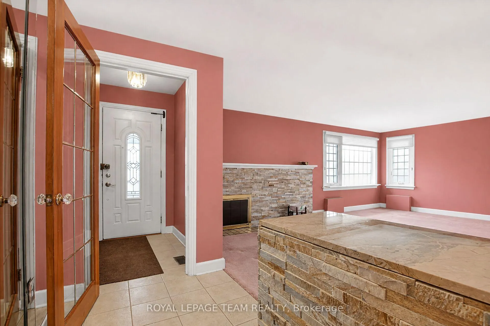 Photo 5 of 546 Sherbourne Road, Ottawa, Carlingwood — HOMEH