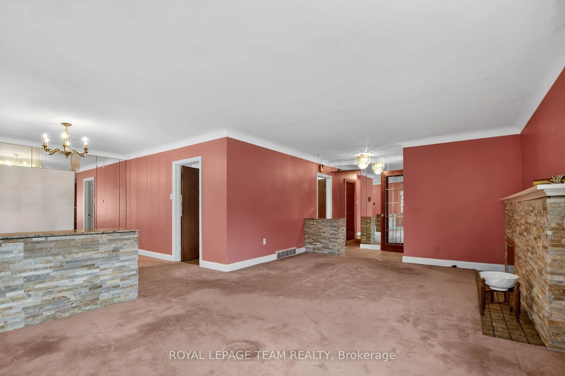 Photo 8 of 546 Sherbourne Road, Ottawa, Carlingwood — HOMEH