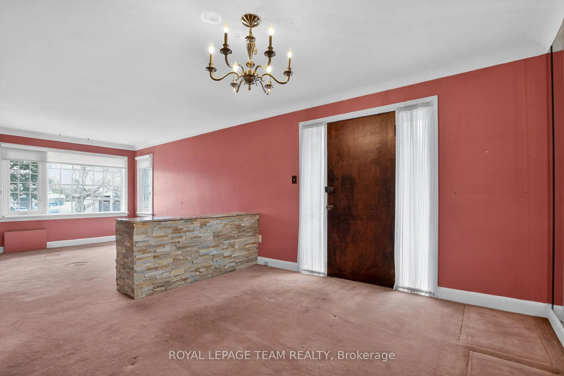 Photo 9 of 546 Sherbourne Road, Ottawa, Carlingwood — HOMEH