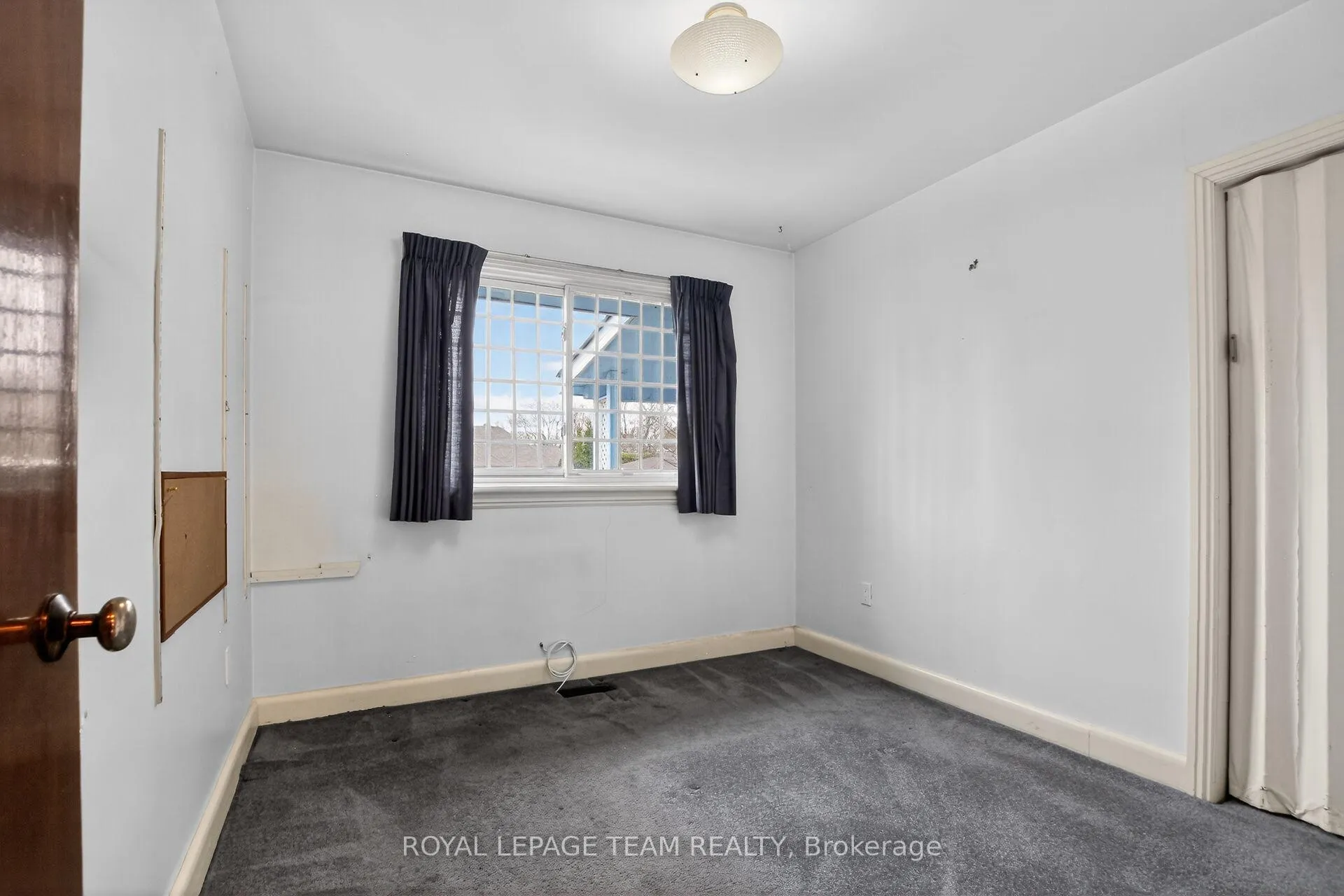 Photo 22 of 546 Sherbourne Road, Ottawa, Carlingwood — HOMEH