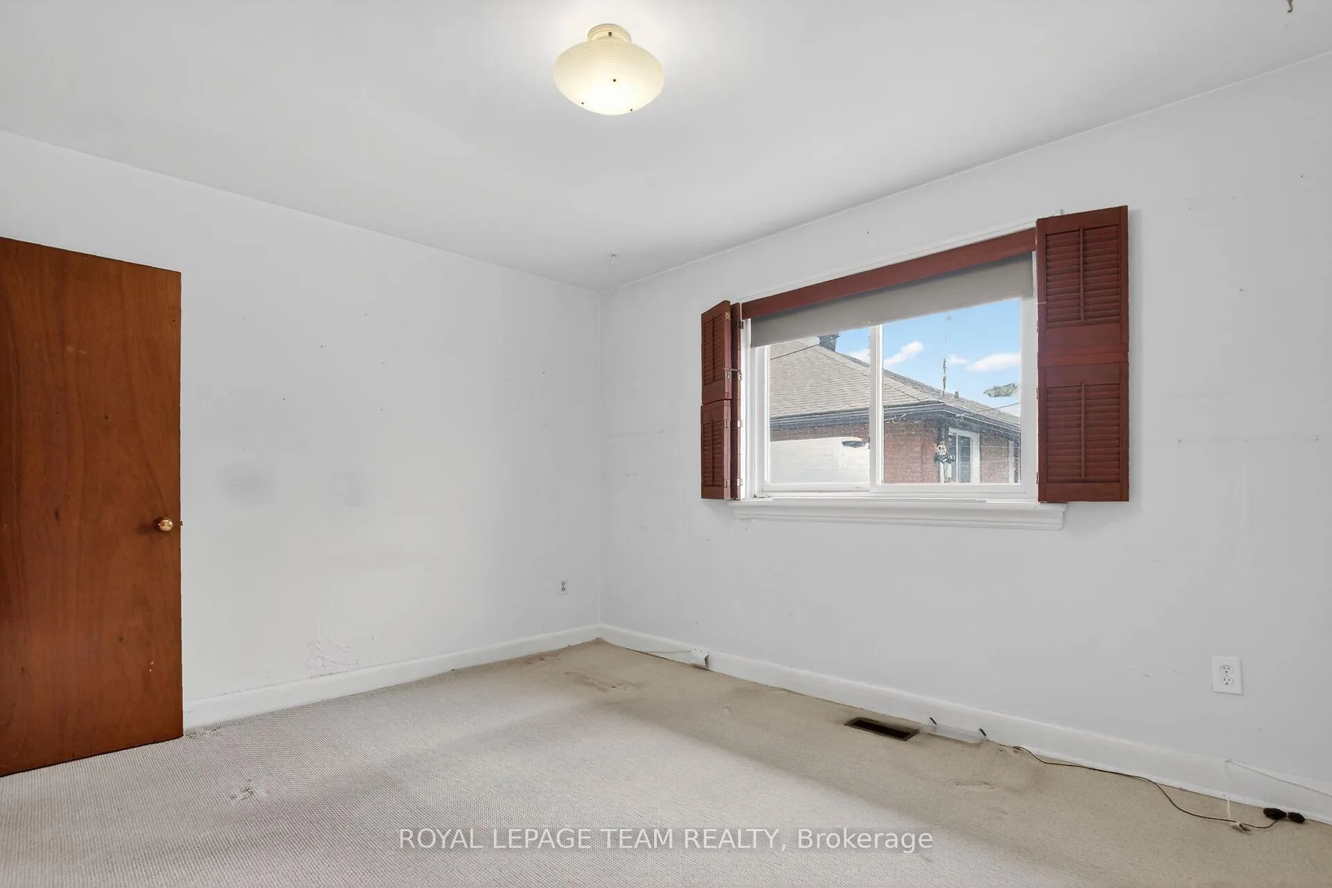 Photo 24 of 546 Sherbourne Road, Ottawa, Carlingwood — HOMEH