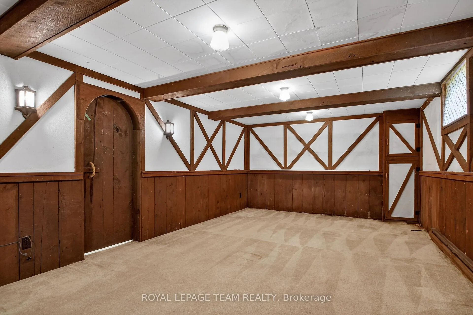 Photo 27 of 546 Sherbourne Road, Ottawa, Carlingwood — HOMEH