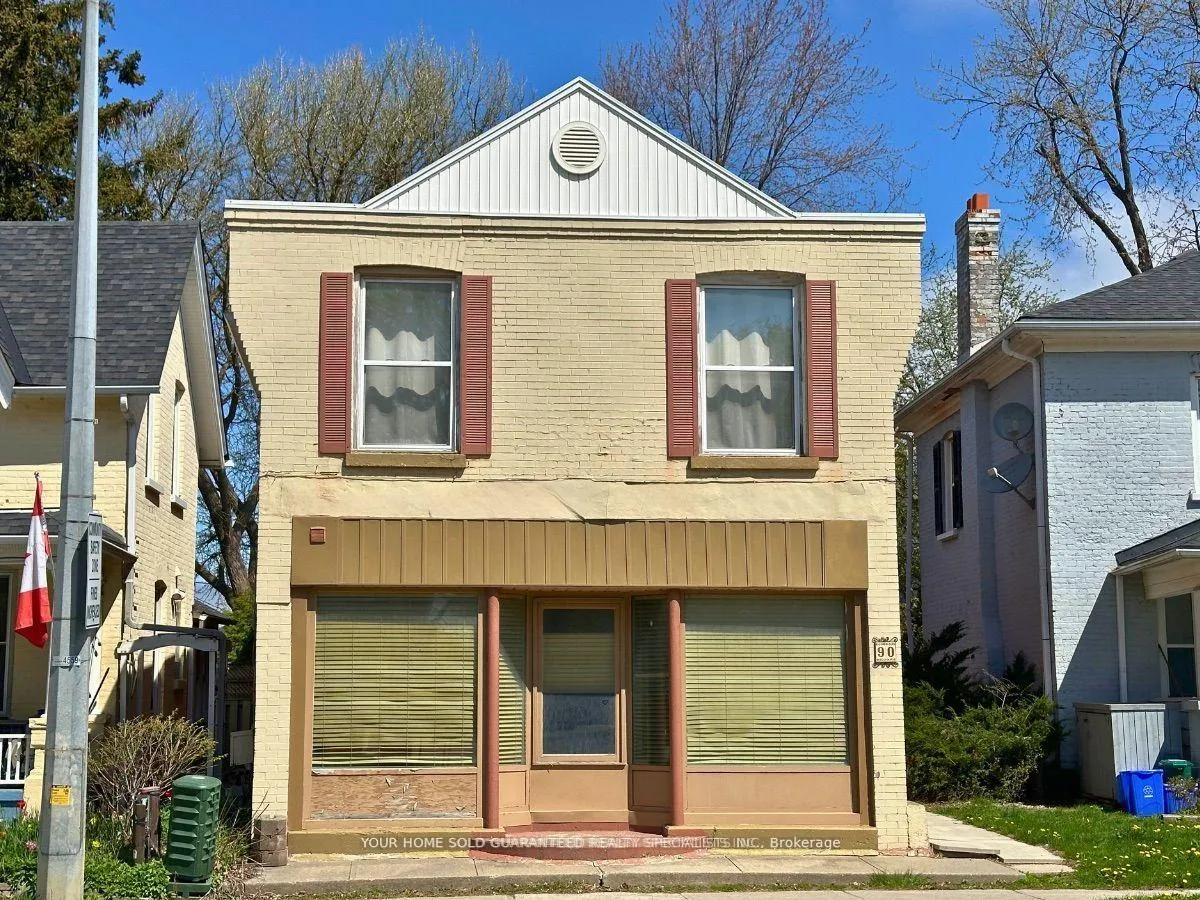 Photo 1 of Unit 1, 90 Wellington Street E, Aurora, Aurora Village — HOMEH