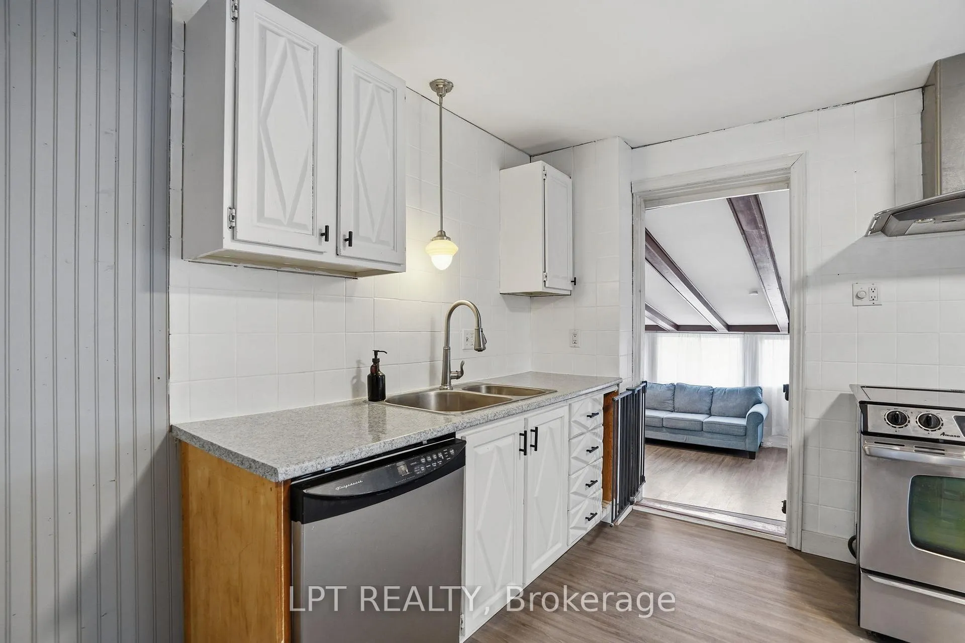 Photo 9 of 46 Mill Street, Champlain, Vankleek Hill — HOMEH