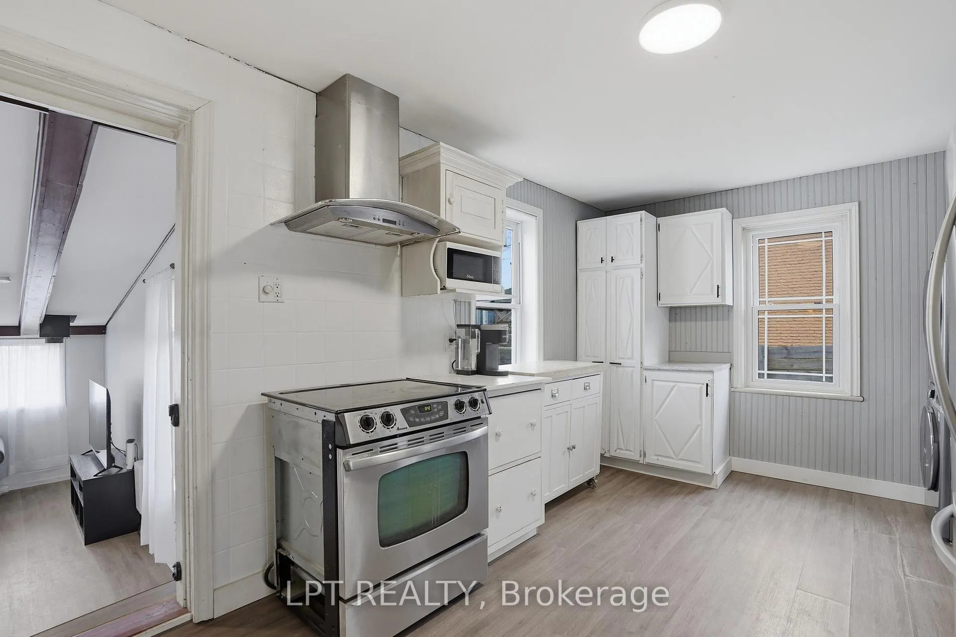 Photo 10 of 46 Mill Street, Champlain, Vankleek Hill — HOMEH