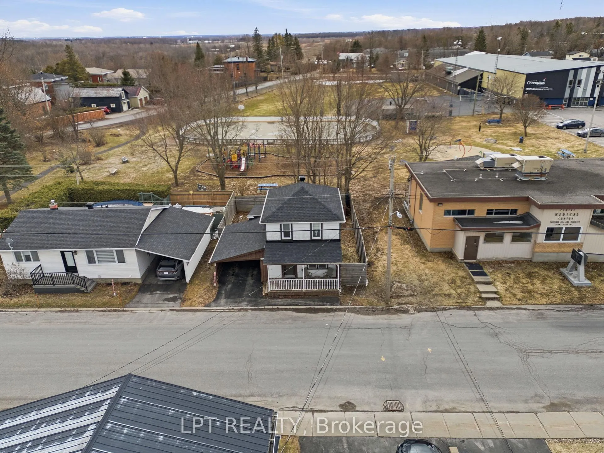 Photo 29 of 46 Mill Street, Champlain, Vankleek Hill — HOMEH
