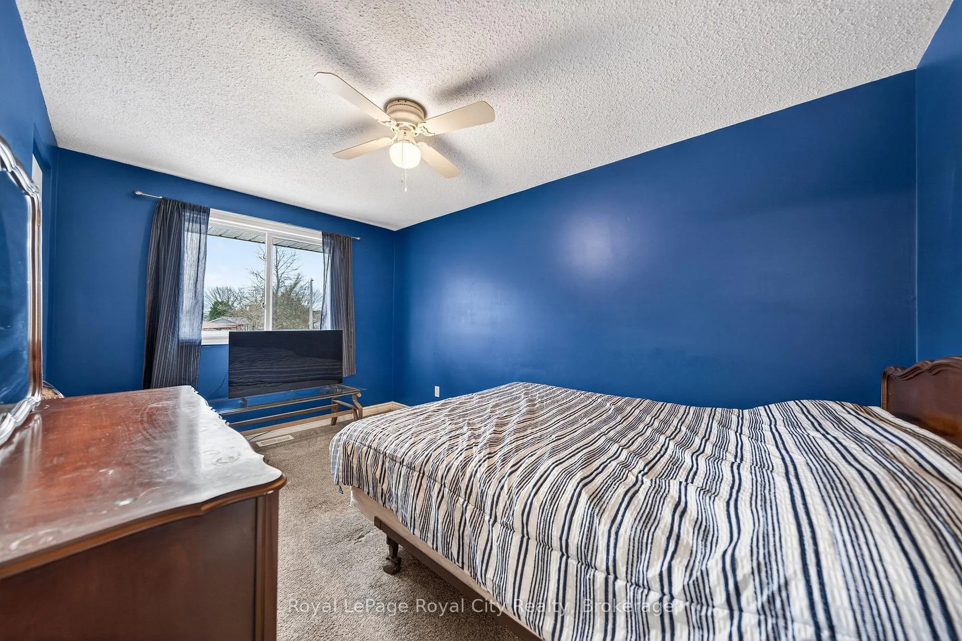 Photo 15 of 16 Sanderson Drive, Guelph, Willow West/Sugarbush/West Acres — HOMEH
