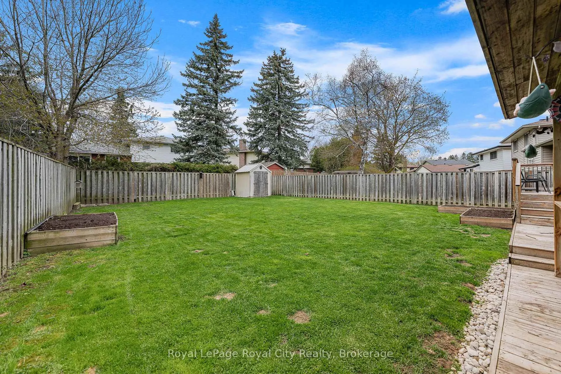 Photo 30 of 16 Sanderson Drive, Guelph, Willow West/Sugarbush/West Acres — HOMEH