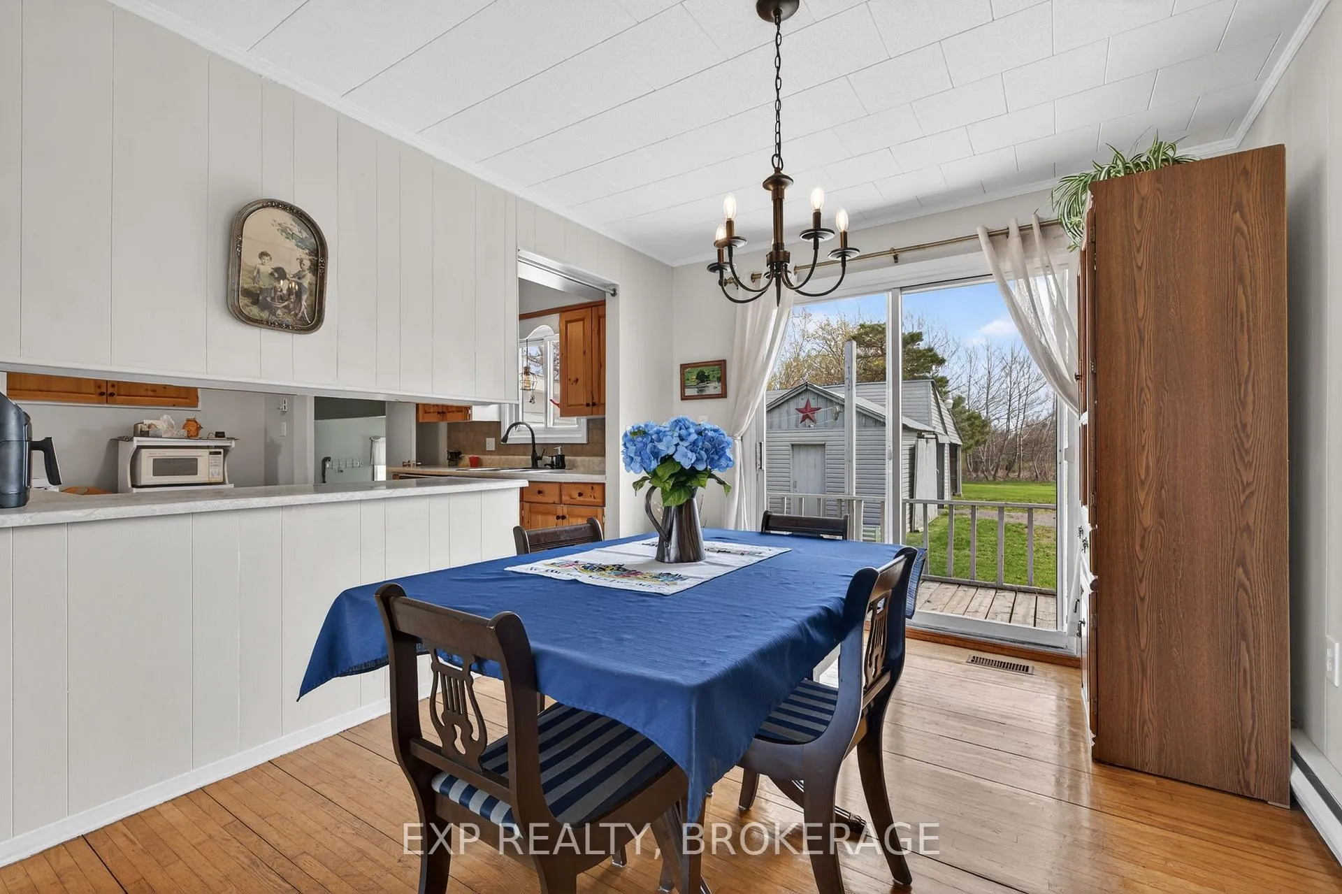 Photo 8 of 29 Hillcrest Street, Frontenac Islands, The Islands — HOMEH
