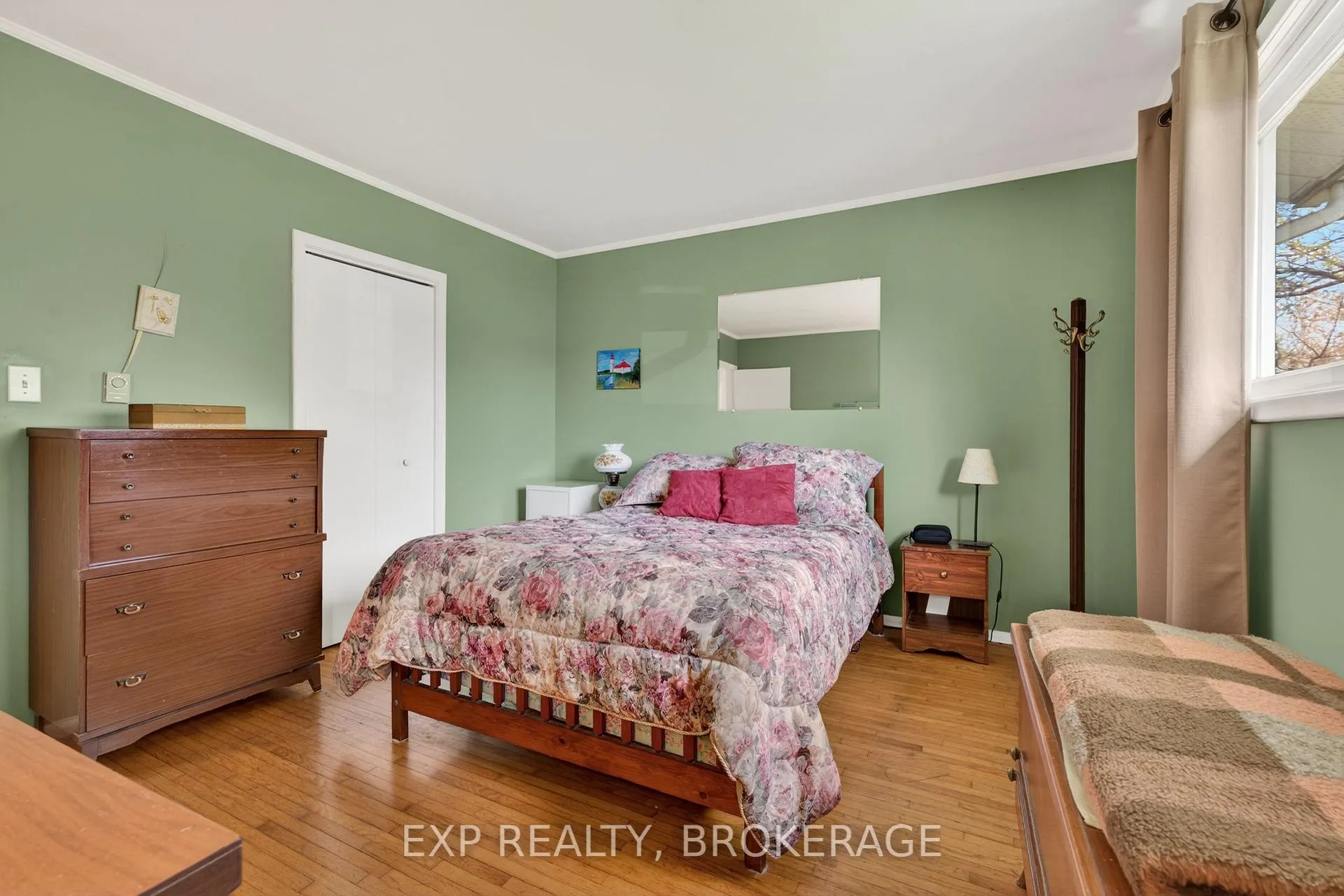 Photo 15 of 29 Hillcrest Street, Frontenac Islands, The Islands — HOMEH