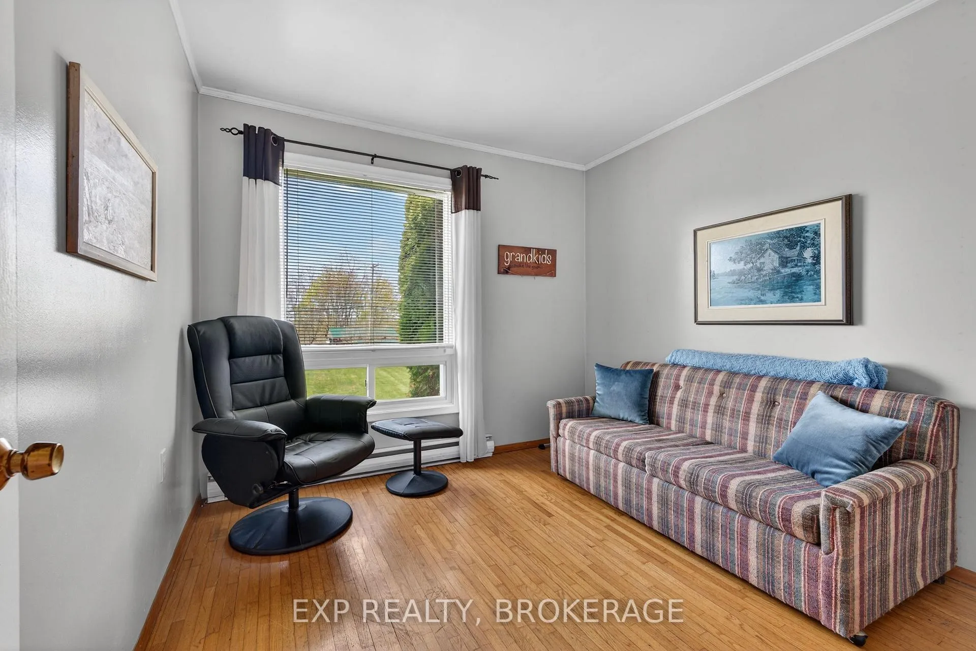 Photo 20 of 29 Hillcrest Street, Frontenac Islands, The Islands — HOMEH