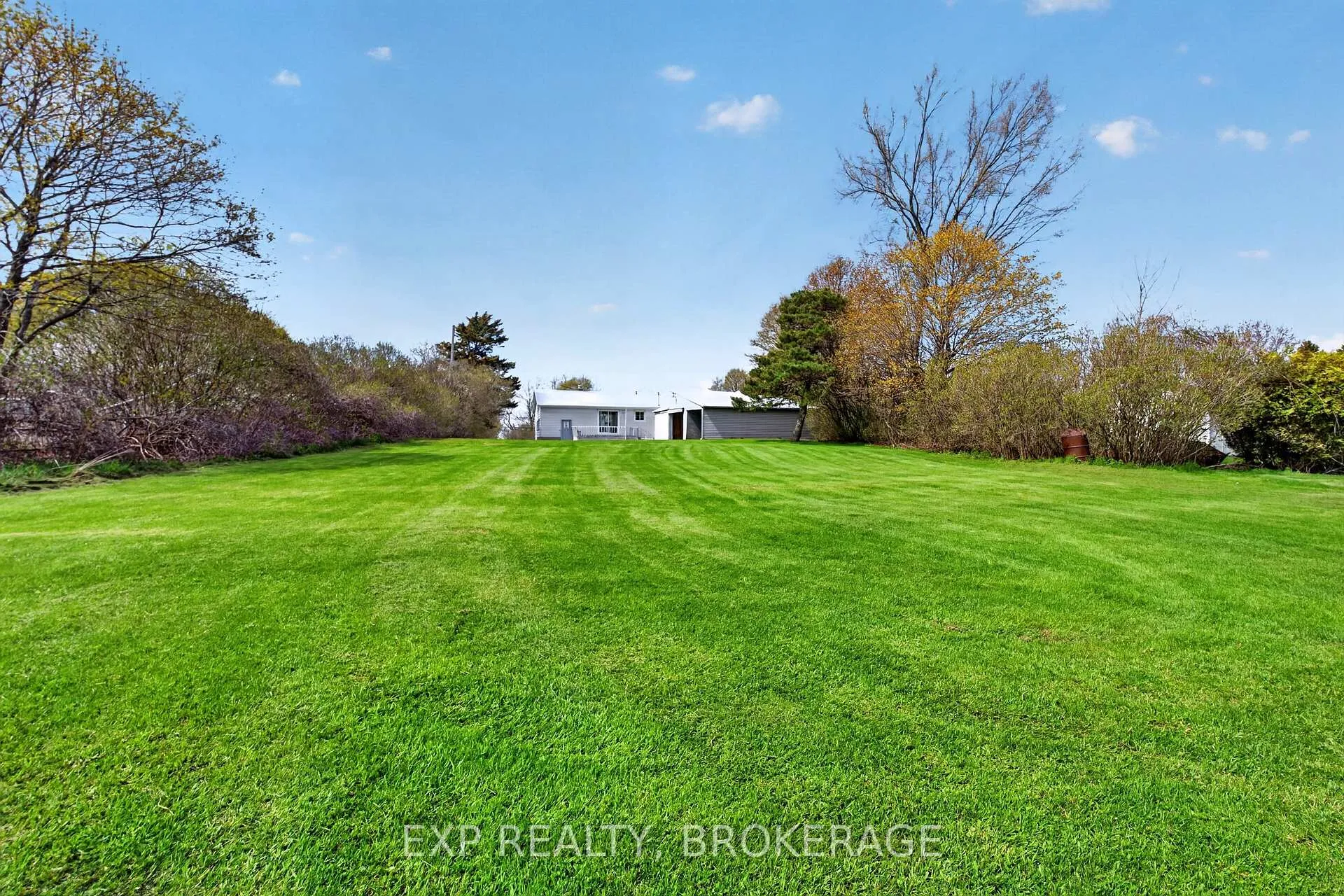 Photo 24 of 29 Hillcrest Street, Frontenac Islands, The Islands — HOMEH