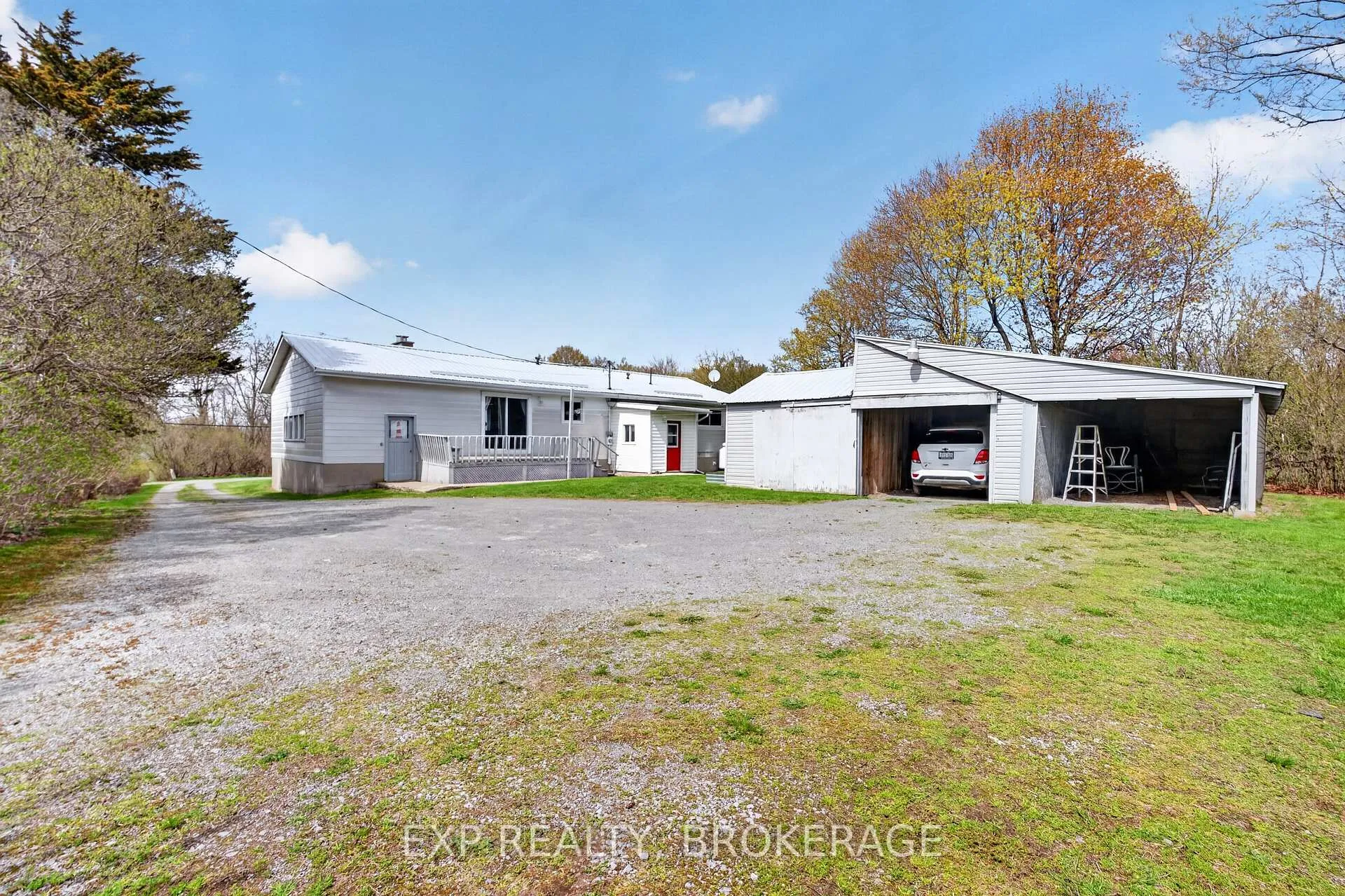 Photo 25 of 29 Hillcrest Street, Frontenac Islands, The Islands — HOMEH