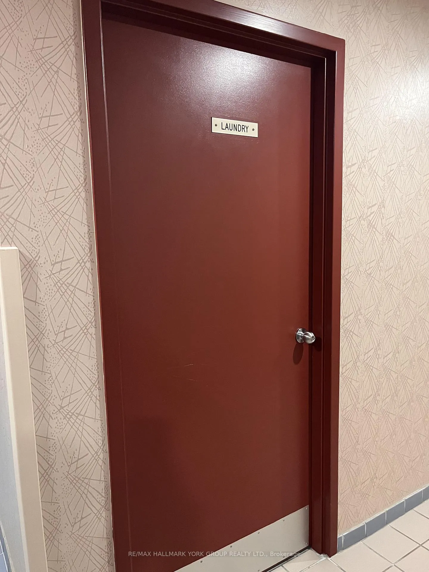 Photo 1 of Unit 101, 260 Leacock Drive, Barrie, Letitia Heights — HOMEH