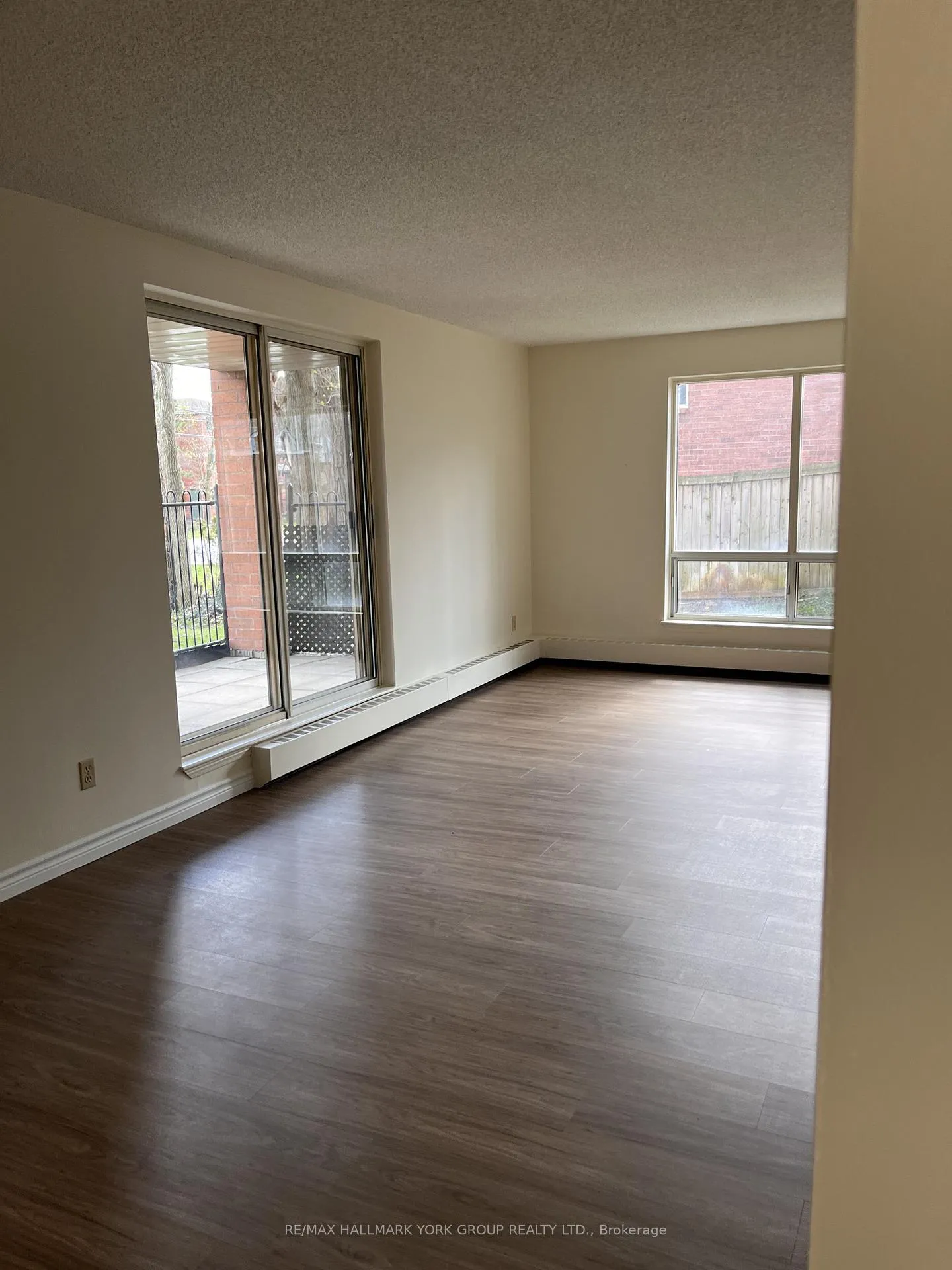 Photo 14 of Unit 101, 260 Leacock Drive, Barrie, Letitia Heights — HOMEH